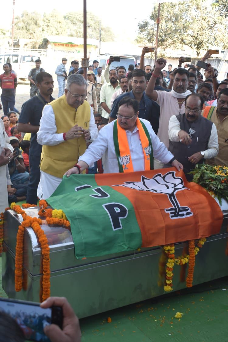 Hon'ble BJP National President Shri J.P. Nadda pays homage to BJP leader Shri Sagar Sahu who was killed in Naxal attack in Narayanpur, Chhattisgarh