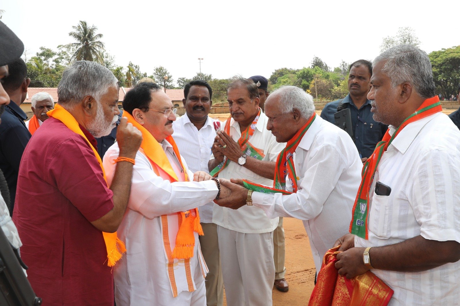 Grand welcome of BJP National President Shri J.P. Nadda on arrival in Tiptur, Distt. Tumkur (Karnataka)