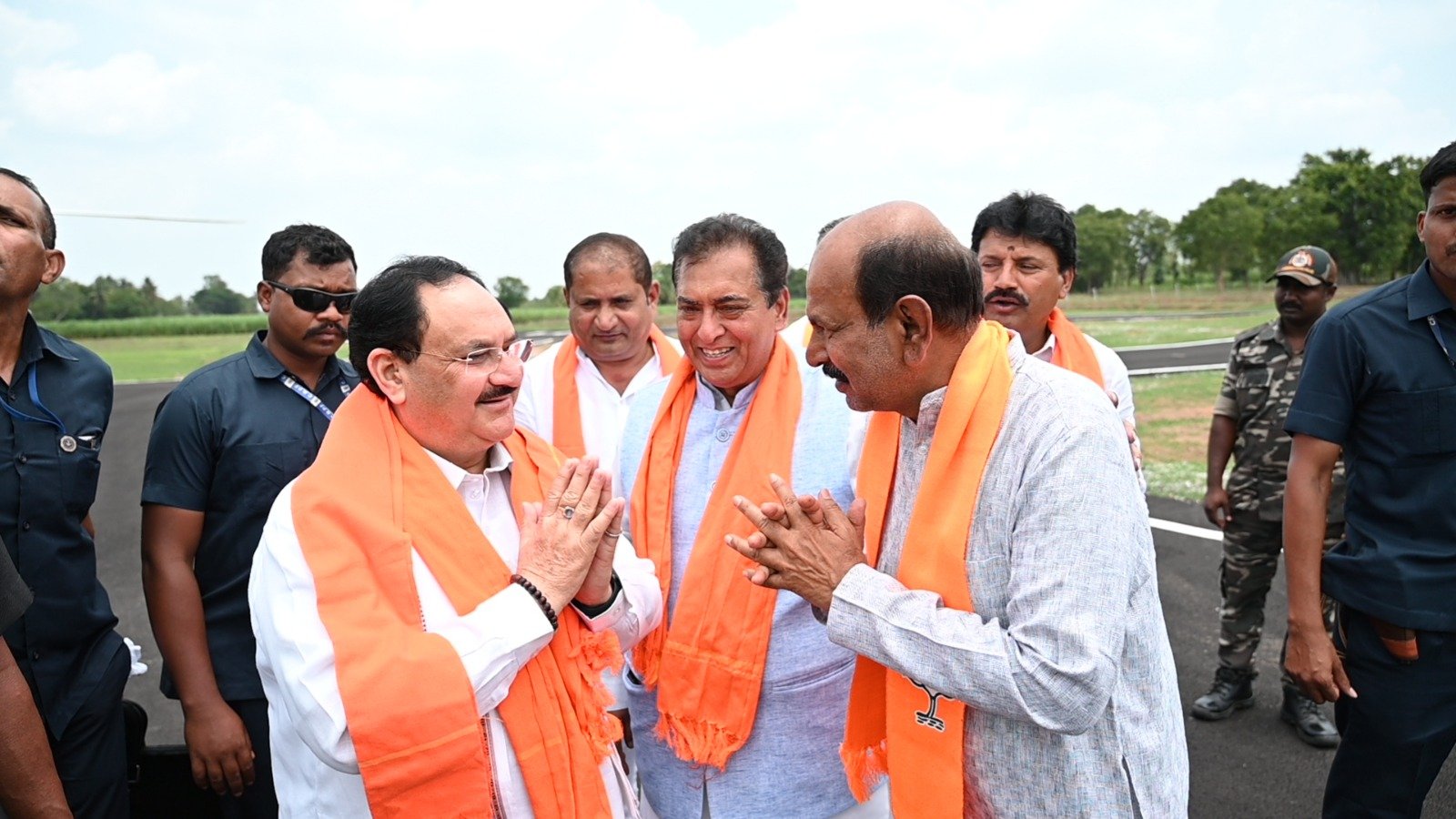  Grand welcome of BJP National President Shri J.P. Nadda on arrival at Maddur Helipad, Distt. Mandya (Karnataka)