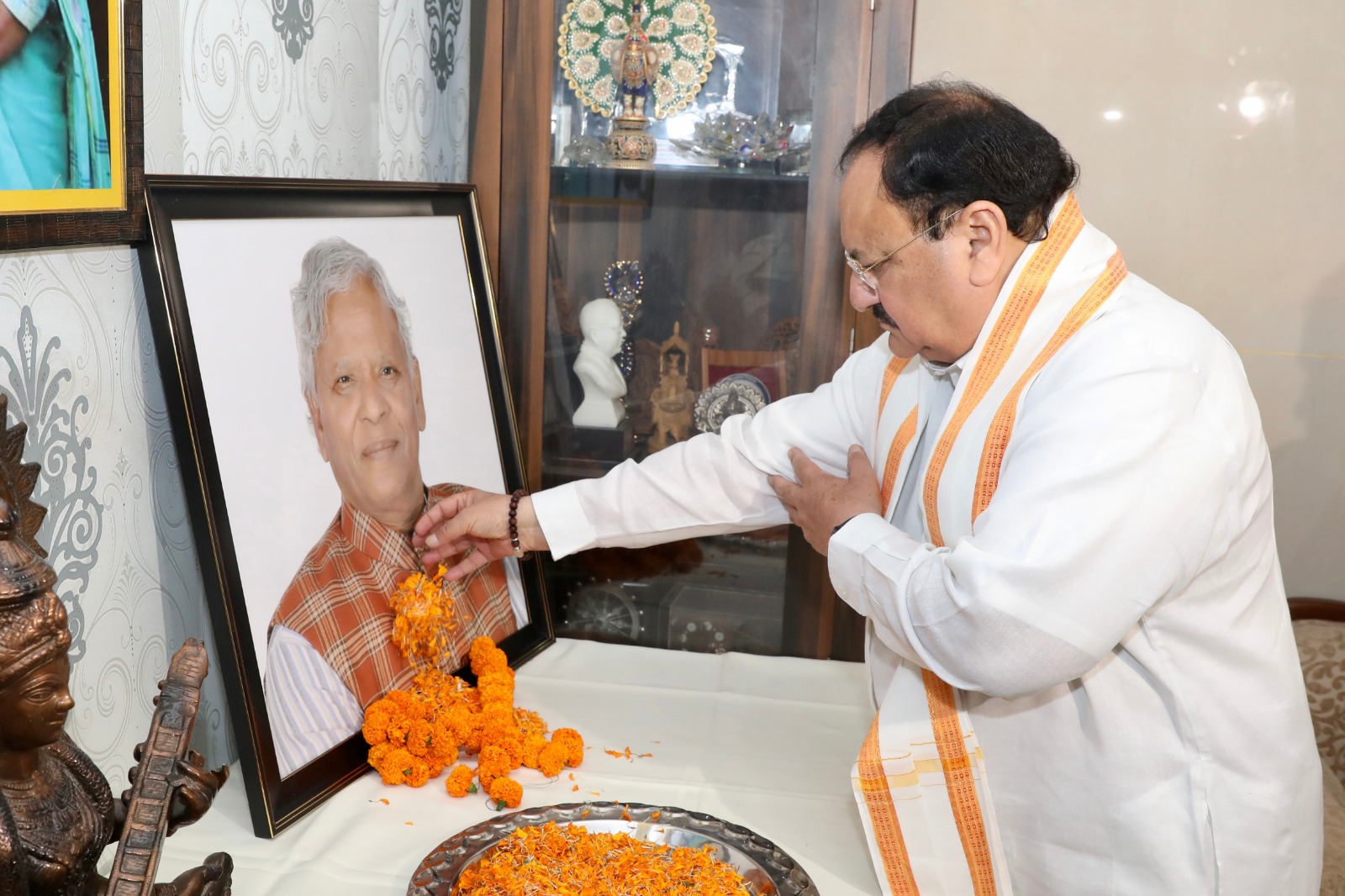 BJP National President Shri J.P. Nadda paid tribute to senior BJP leader & Loksabha MP from Ambala Shri Ratanlal Kataria ji at his residence in Chandigarh