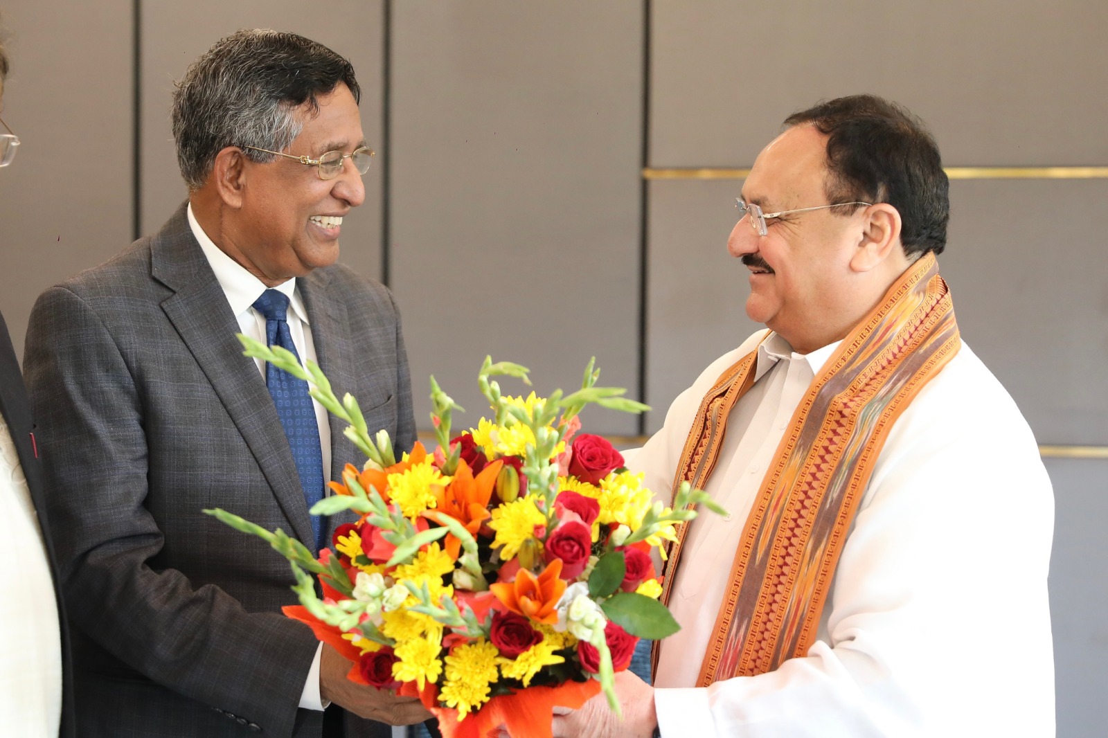 BJP National President Shri J.P. Nadda had an engaging discussion with the delegates from the Bangladesh Awami League in Delhi as part of our 'Know BJP' initiative