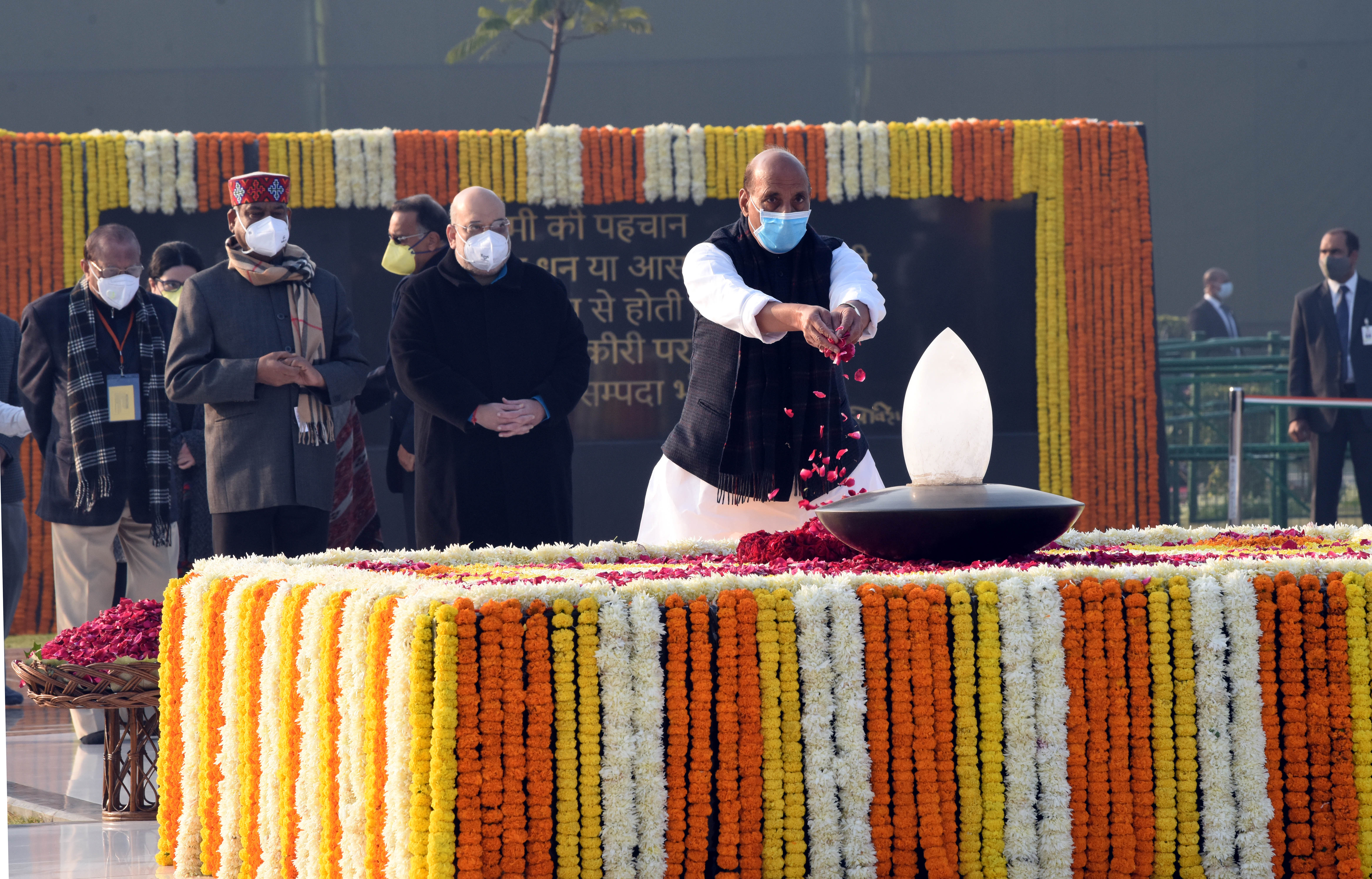 Photographs : Hon'ble Raksha Mantri Shri Rajnath Singh paid floral tributes to Former Prime Minister, Bharat Ratna Shri Atal Bihari Vajpayee ji on his Birth Anniversary at Sadaiv Atal, Rajghat, New Delhi