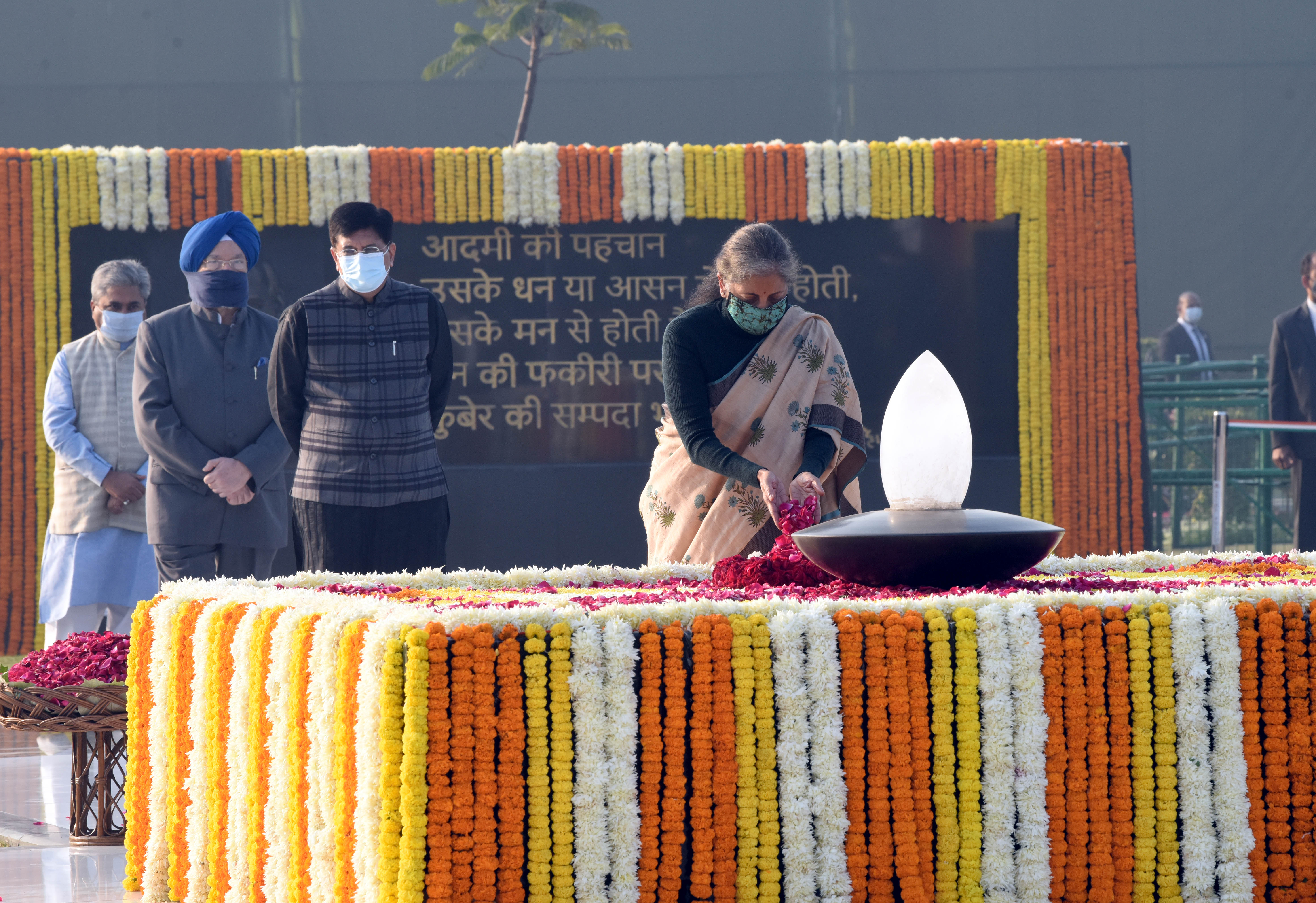 Photographs : Hon'ble Finance Minister Smt Nirmala Sitharaman paid floral tributes to Former Prime Minister, Bharat Ratna Shri Atal Bihari Vajpayee ji on his Birth Anniversary at Sadaiv Atal, Rajghat, New Delhi