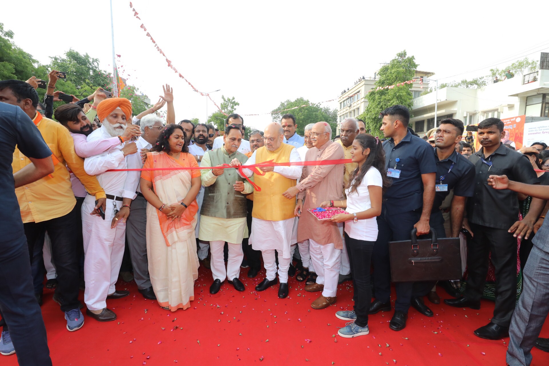 Photographs: Union Home Minister Shri Amit Shah inaugurates the newly built flyover in Ahmedabad, Gujarat.