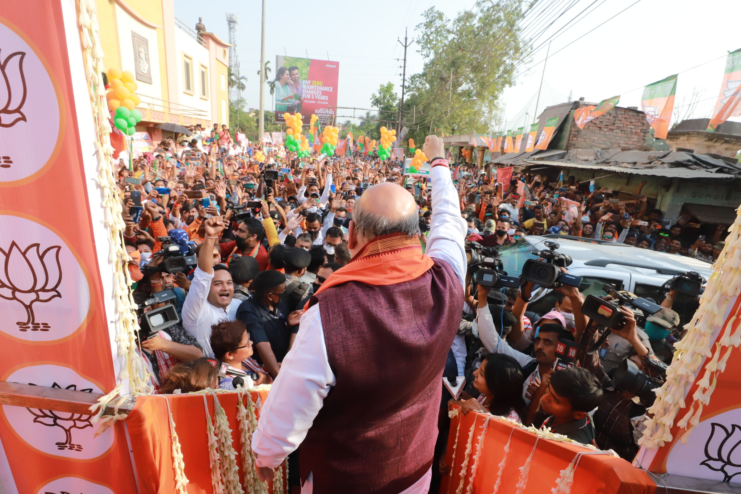  Hon'ble Union Home Minister Shri Amit Shah ji's road show in Baruipur Paschim (West Bengal).