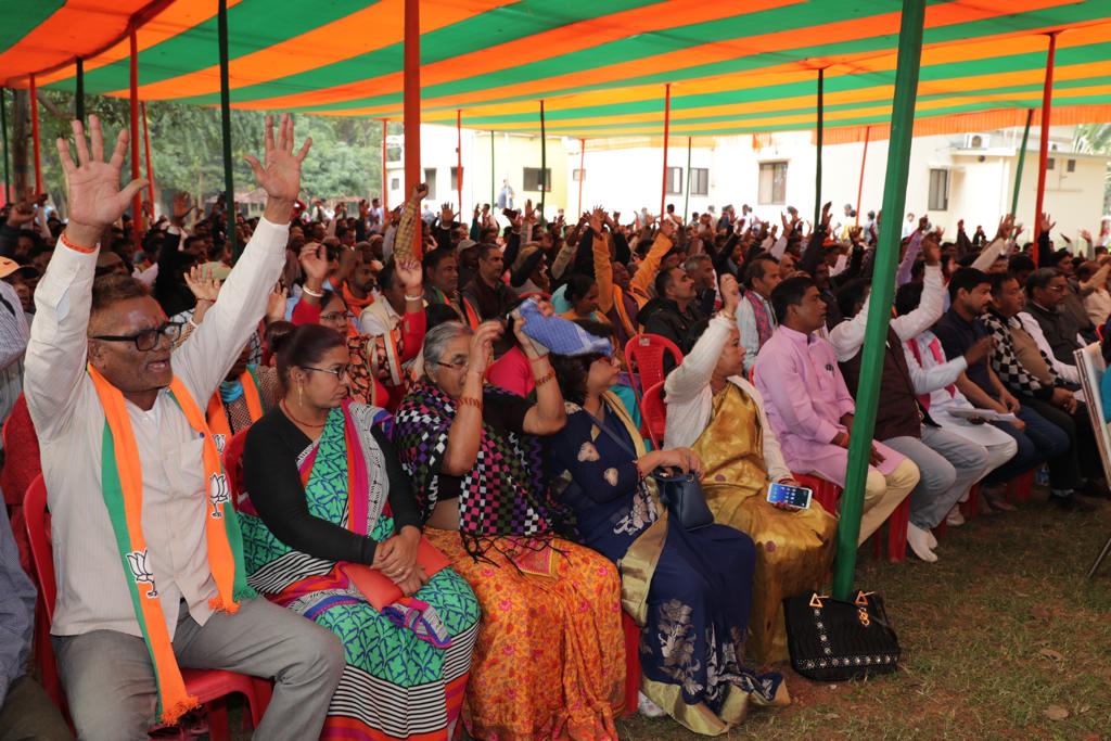 Photographs : BJP Working President Shri J.P. Nadda addressing Election review meeting of Assembly Constituencies in Dumka(Jharkhand)