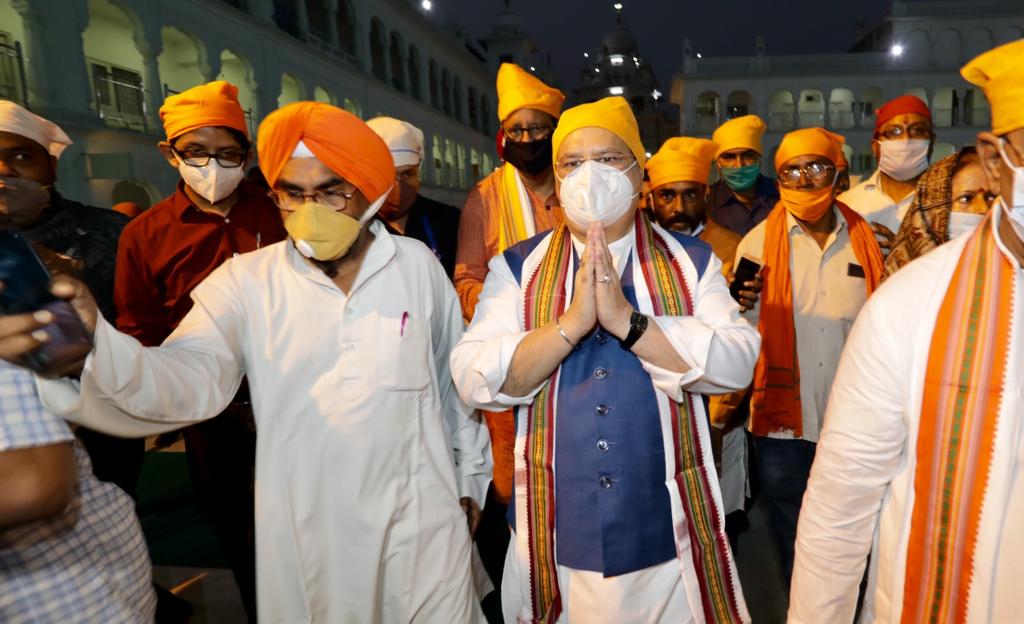 Photographs : BJP National President Shri J.P. Nadda offeref prayer at Patna Sahib Gurudwara in Bihar