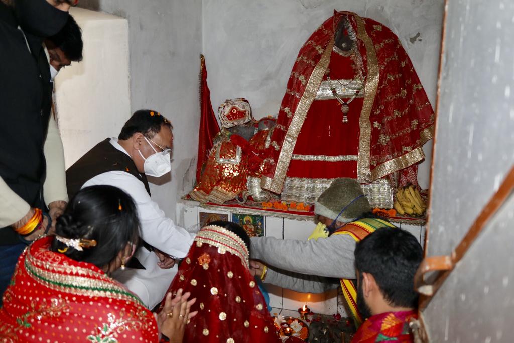 Photographs : BJP National President Shri J.P. Nadda offered prayers at Kul Devi Chandika Mata Temple in Himachal Pradesh