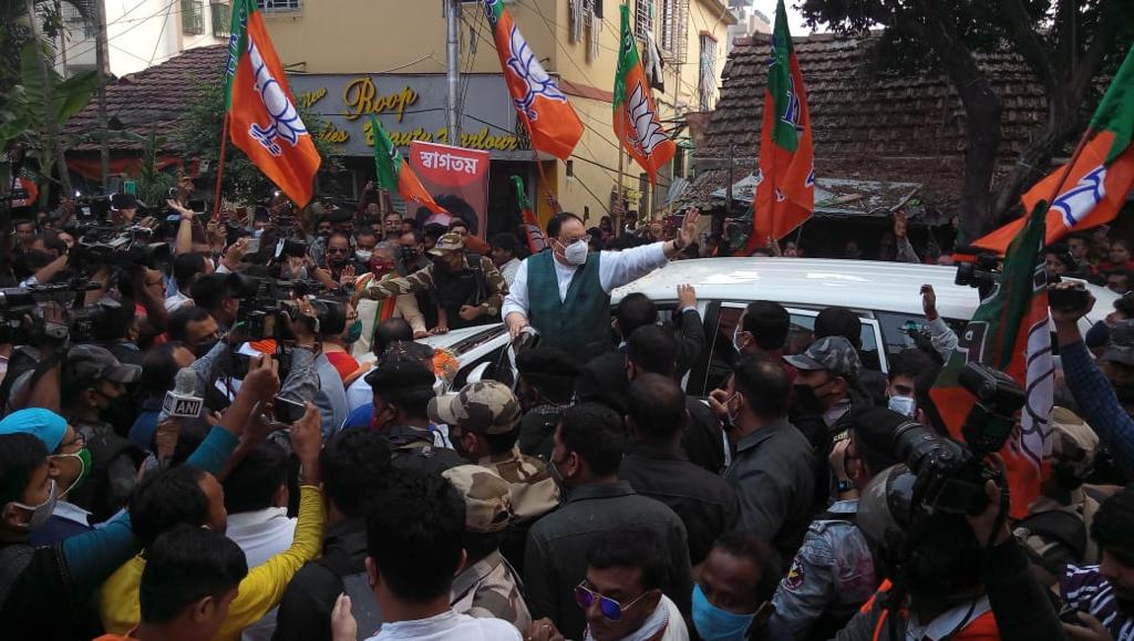 Photographs : BJP National President Shri J.P. Nadda participated in "Aar Noi Annay" Jansampark Abhiyan in Paddapukur, Bhowanipore (West Bengal).