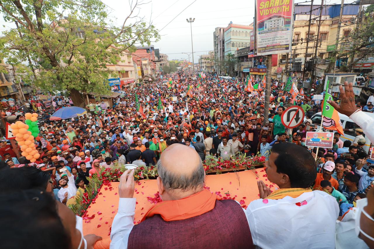   Hon'ble Union Home Minister Shri Amit Shah ji's road show in Arambag (West Bengal).