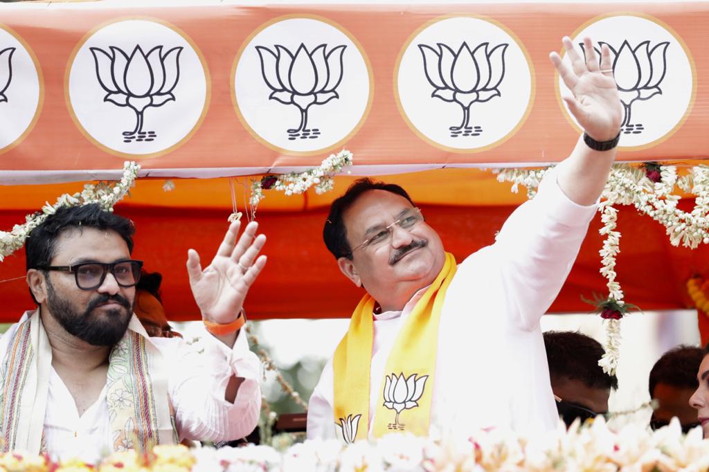  BJP National President Shri J.P. Nadda ji's road show in Tollygunge constituency (West Bengal) from Tollygunge Tram Depot to Guria