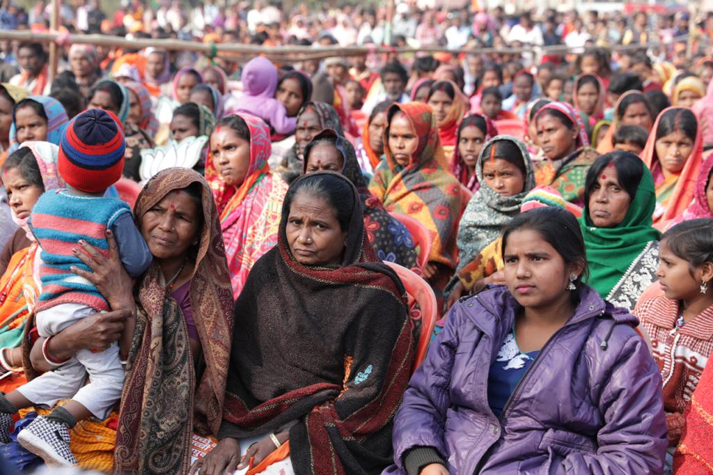 Photographs : BJP Working President Shri J.P. Nadda addressing a public meeting at Asanbani High School Ground, Shikaripara, Distt. Dumka (Jharkhand)