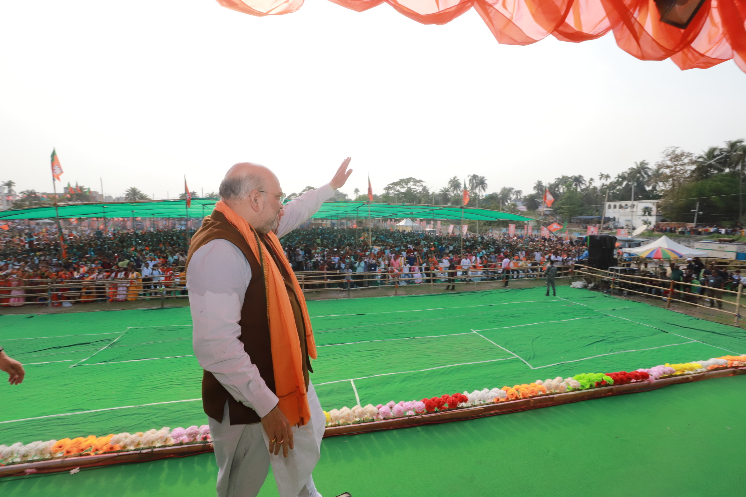  Hon'ble Union Home Minister Shri Amit Shah ji's road show in Basirhat Dakshin (West Bengal).