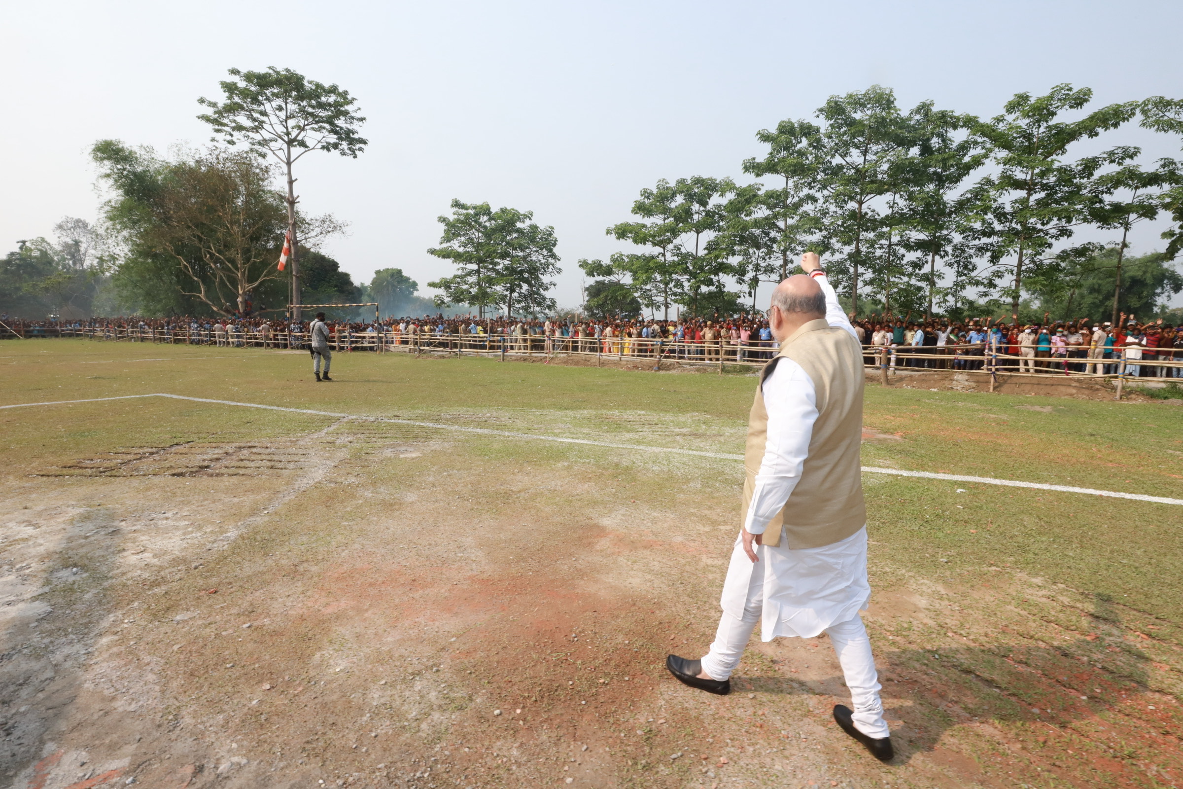  Hon'ble Union Home Minister and Senior BJP Leader Shri AmitShah addressing a public meeting in Dhupguri (West Bengal).