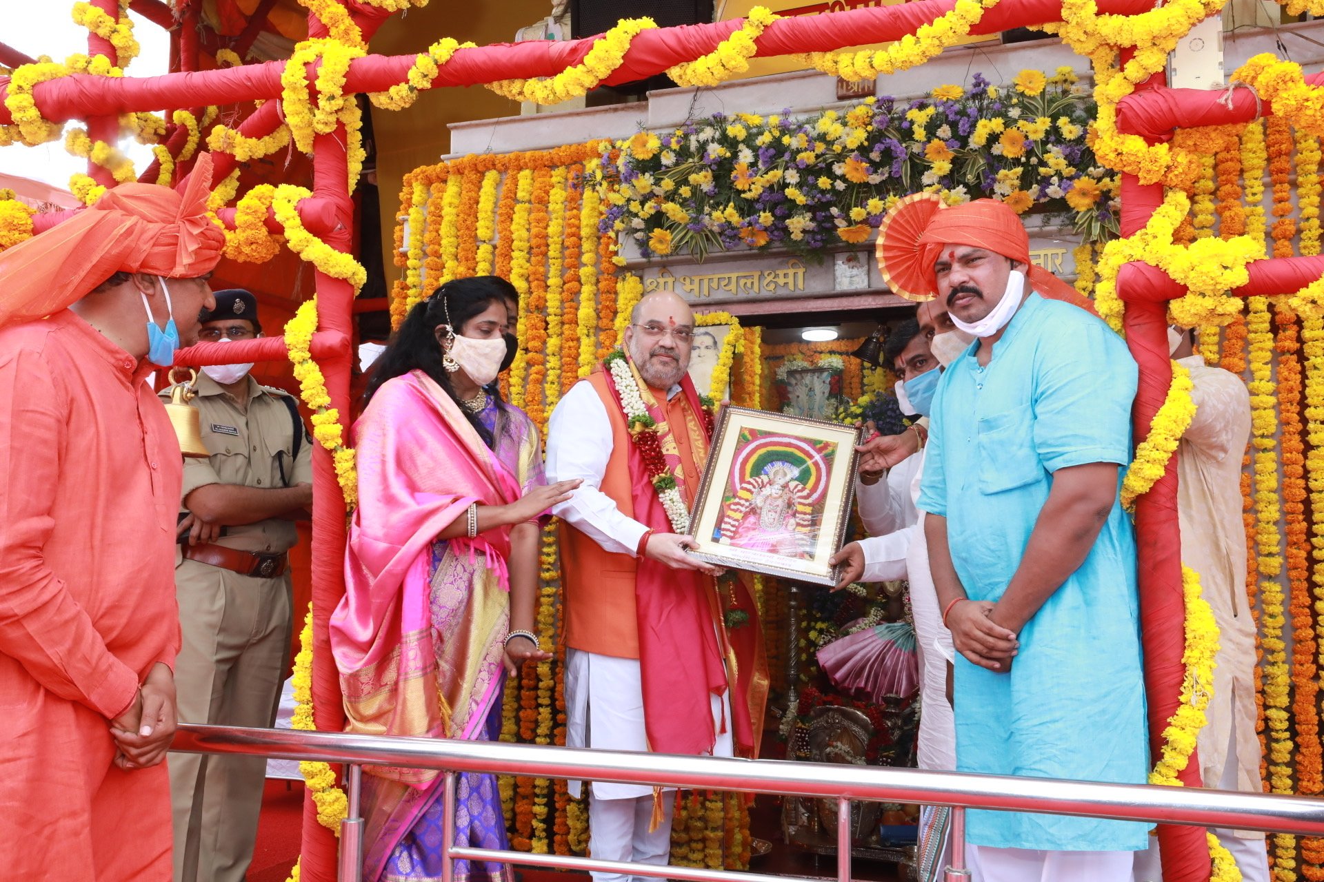 Photographs : Hon'ble Union Home Minister Shri Amit Shah offered prayers at Shri Bhagyalakshmi Temple in Hyderabad (Telangana).