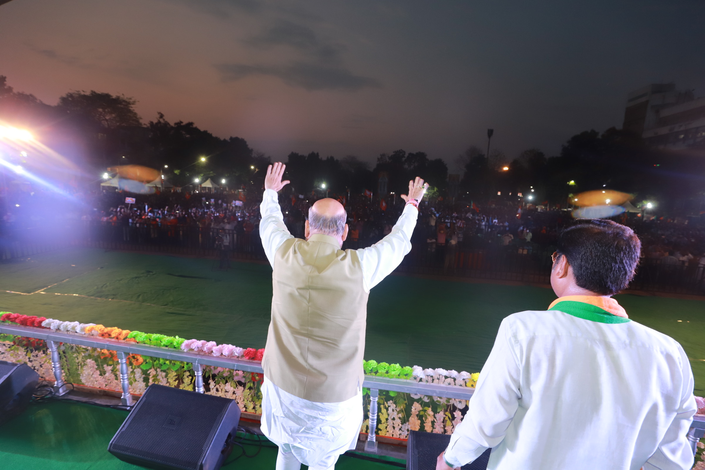  Hon'ble Union Home Minister Shri Amit Shah addressing a public meeting in Bidhannagar (West Bengal).