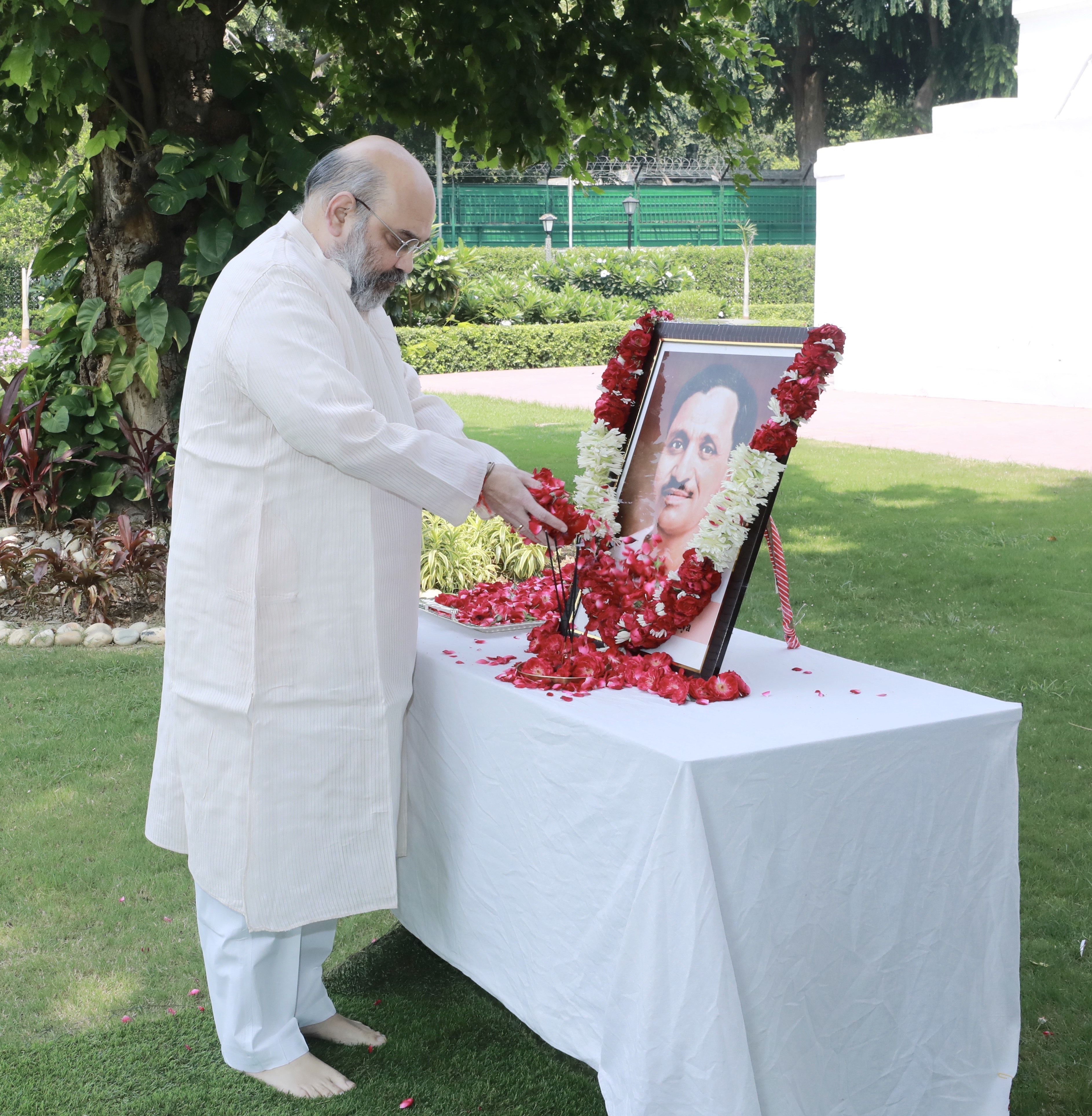 Photographs : Hon'ble Union Home Minister & Former BJP National President Shri Amit Shah paying floral tribute to Pt. Deendayal Upadhyaya ji on his jayanti