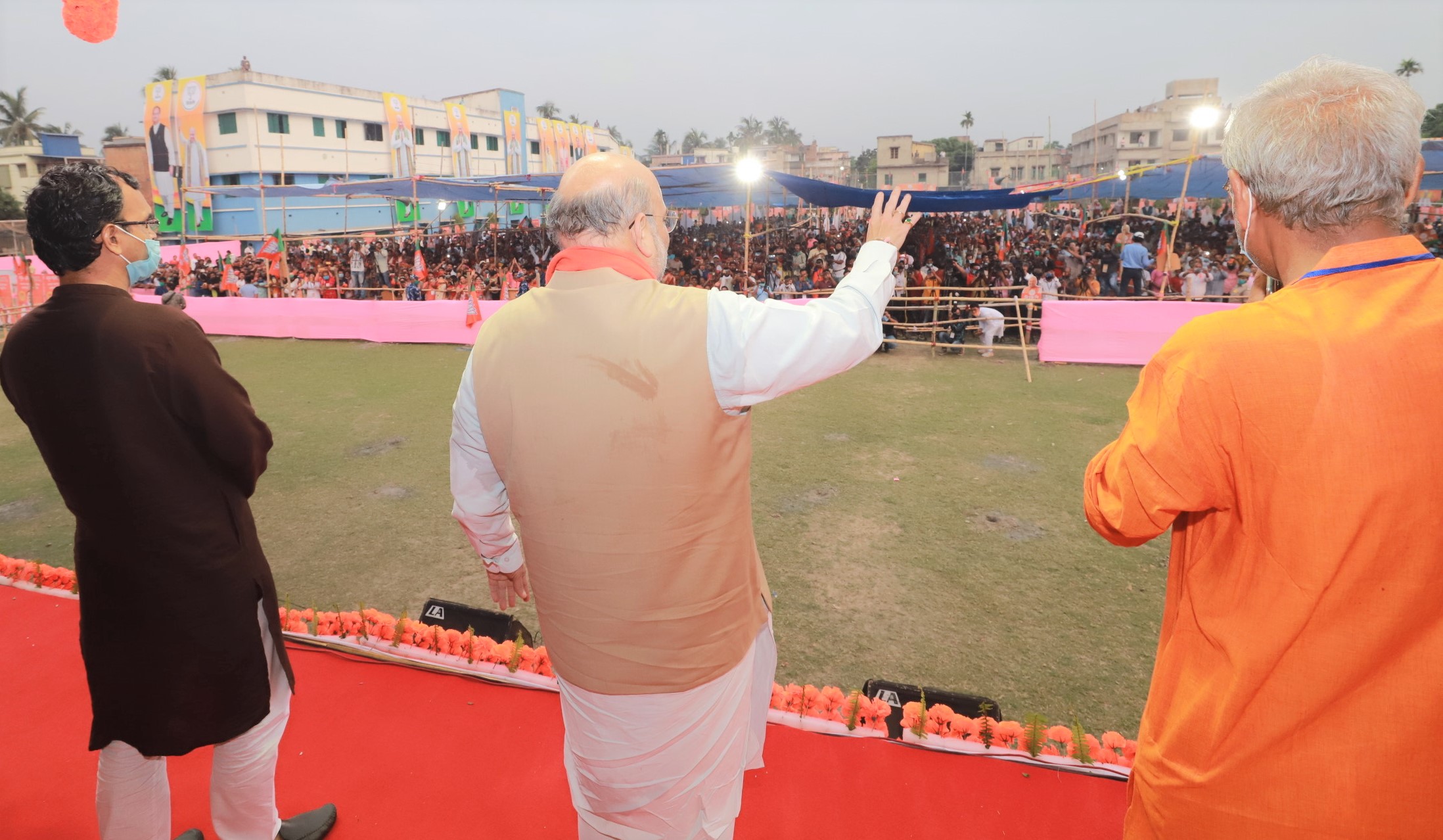  Hon'ble Union Home Minister and Senior BJP Leader Shri Amit Shah addressing public meeting in Khardaha (West Bengal).