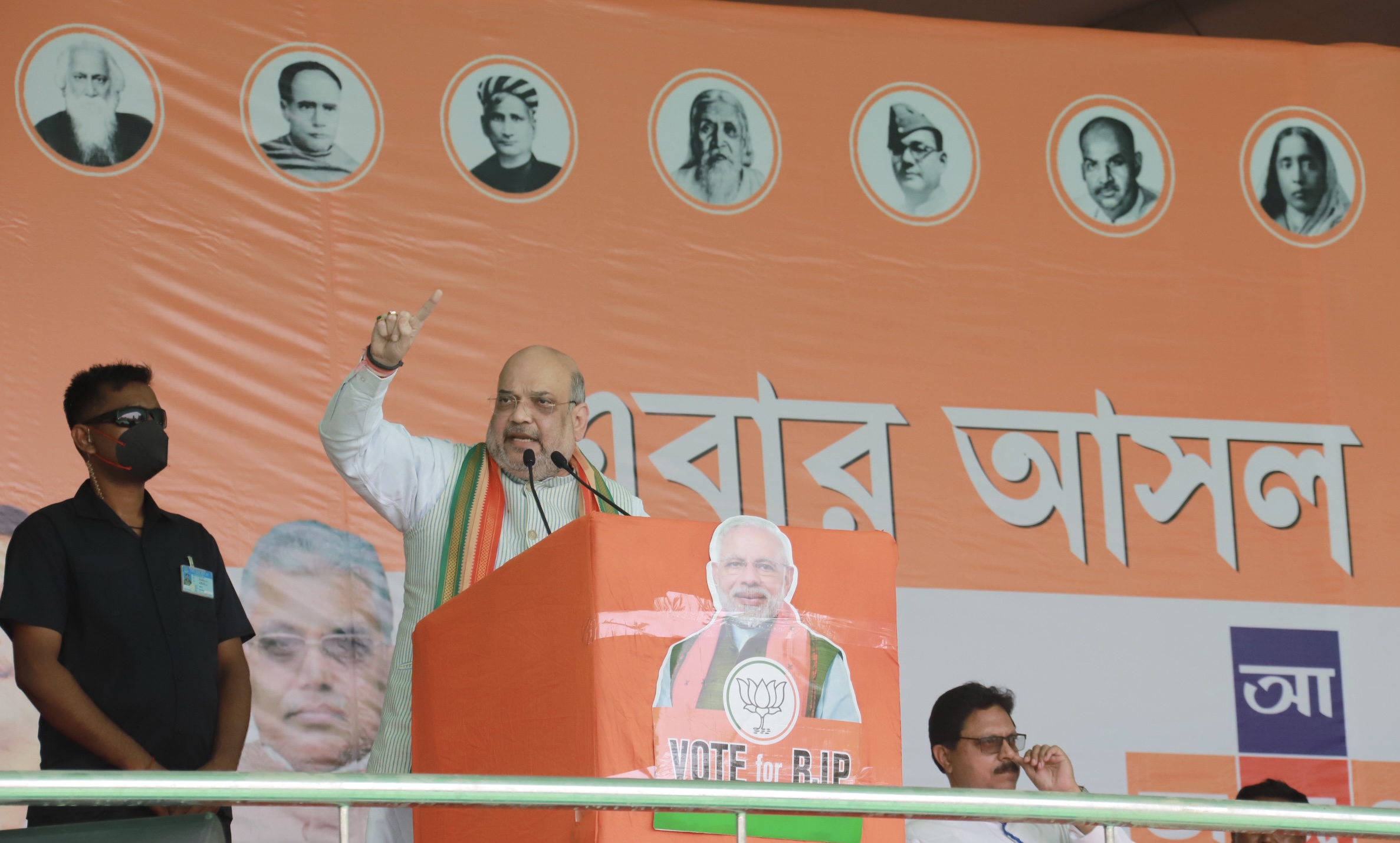  Hon'ble Union Home Minister Shri Amit Shah addressing a public meeting at Kushaldi Cricket Ground, Baghmundi, Purulia (West Bengal)