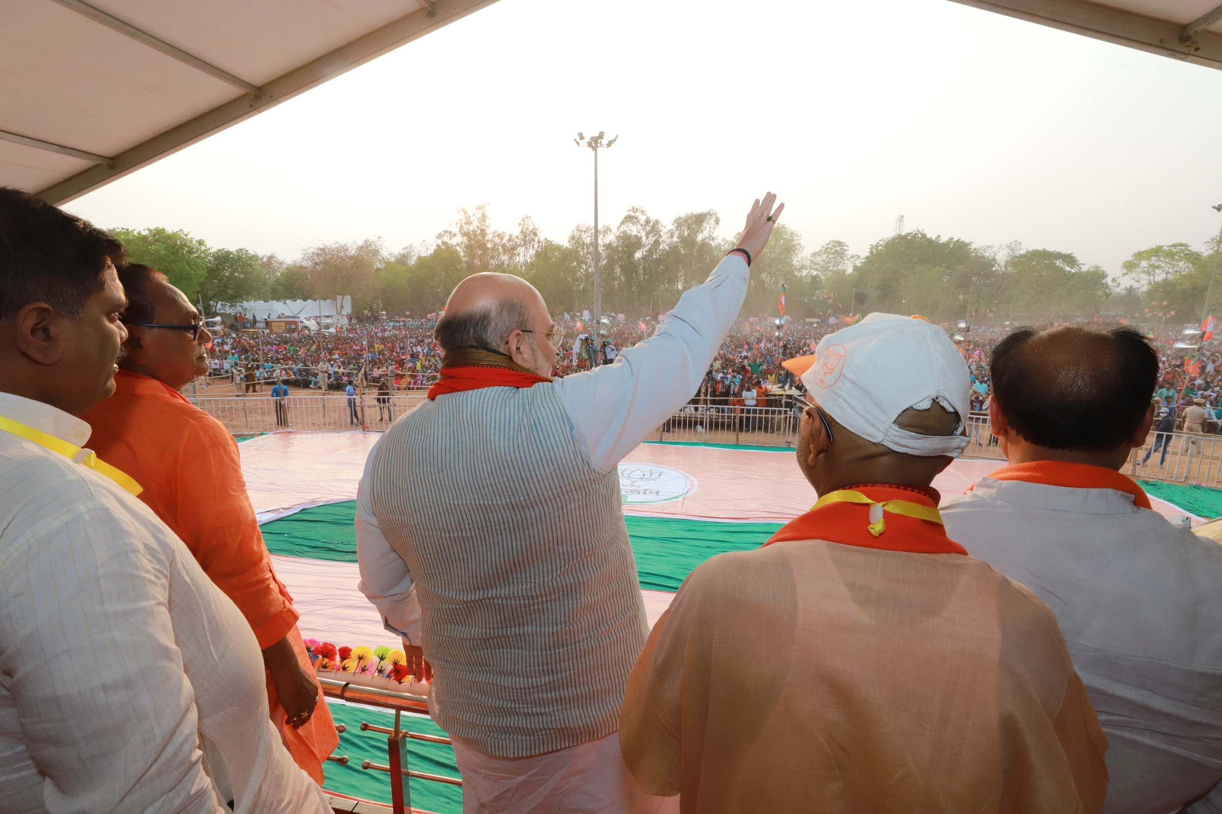  Hon'ble Union Home Minister Shri Amit Shah addressing a public meeting at Turki Math Play Ground, Bishnupur, Bankura (West Bengal)