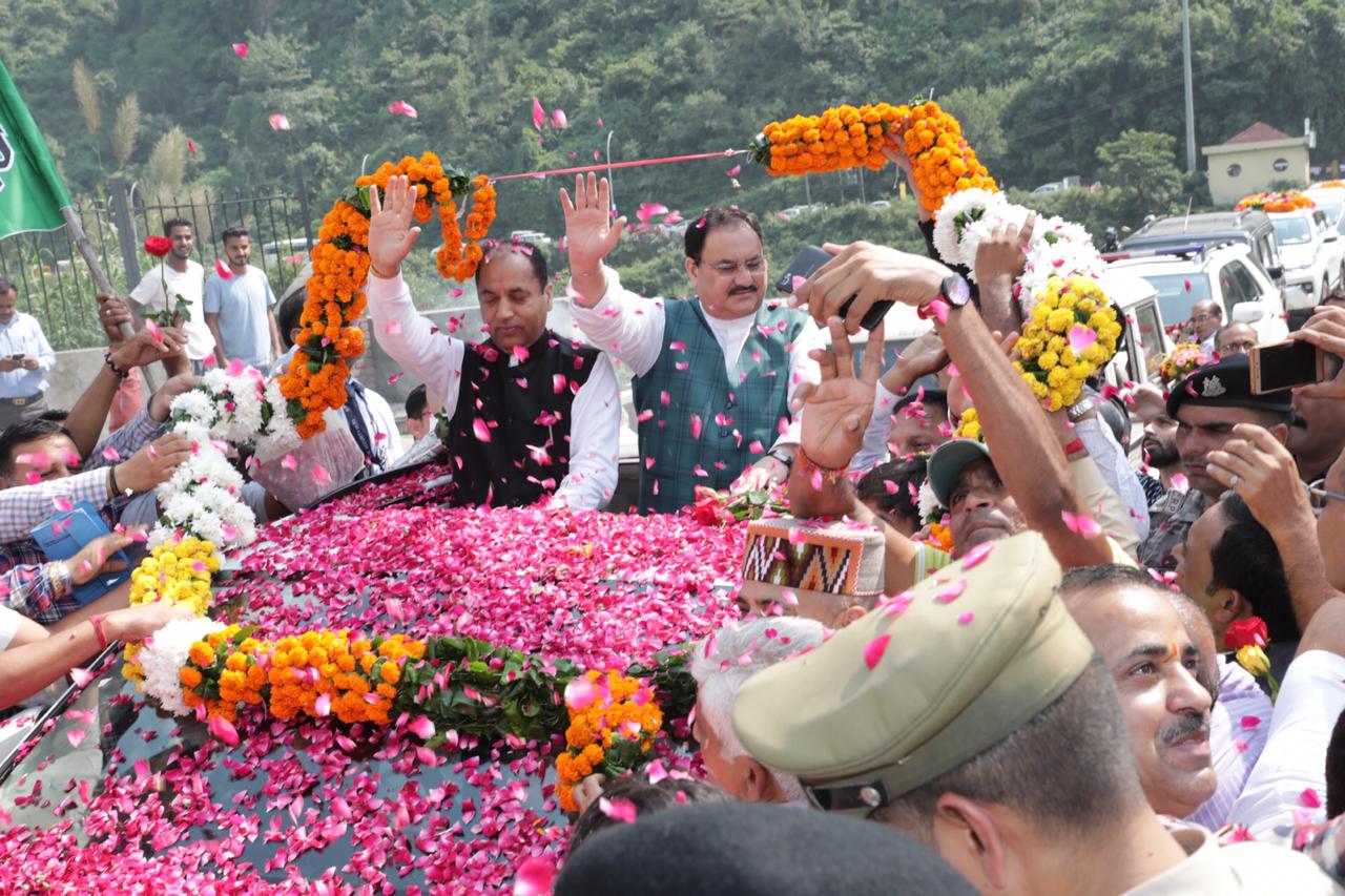  BJP Working President, Shri J.P. Nadda being welcomed at different places of Blaspur (Himachal Pradesh)