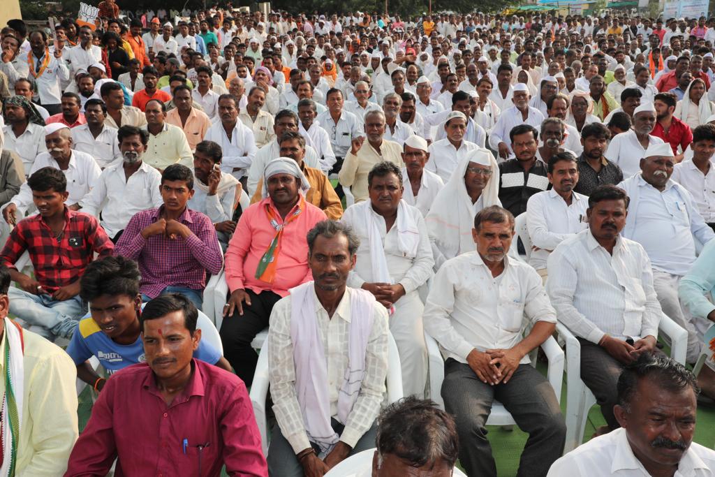 Photographs of BJP Working President Shri Jagat Prakash Nadda addressing a Karyakarta Sammelan at State BJPOffice, Ambad (Maharashtra).