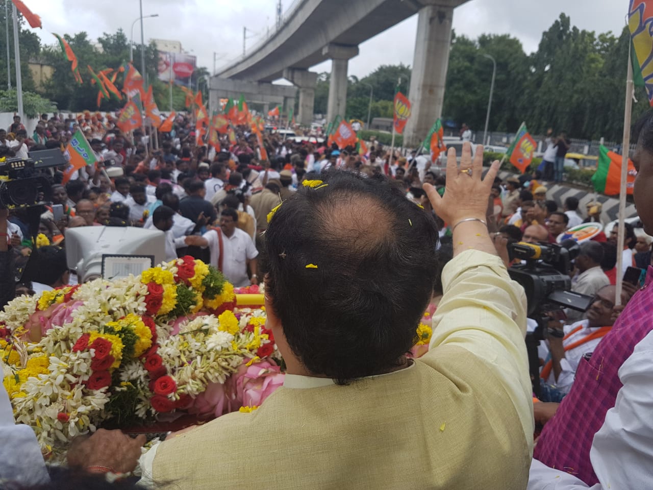 Photographs : Grand welcome of BJP Working President Shri J.P. Nadda outside Chennai Airport.