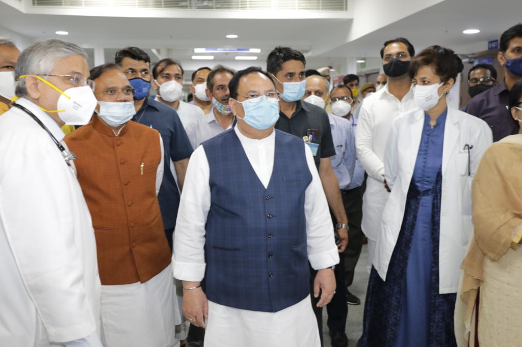  Hon'ble BJP National President Shri J.P. Nadda visited Covid vaccination facility at AIIMS, New Delhi