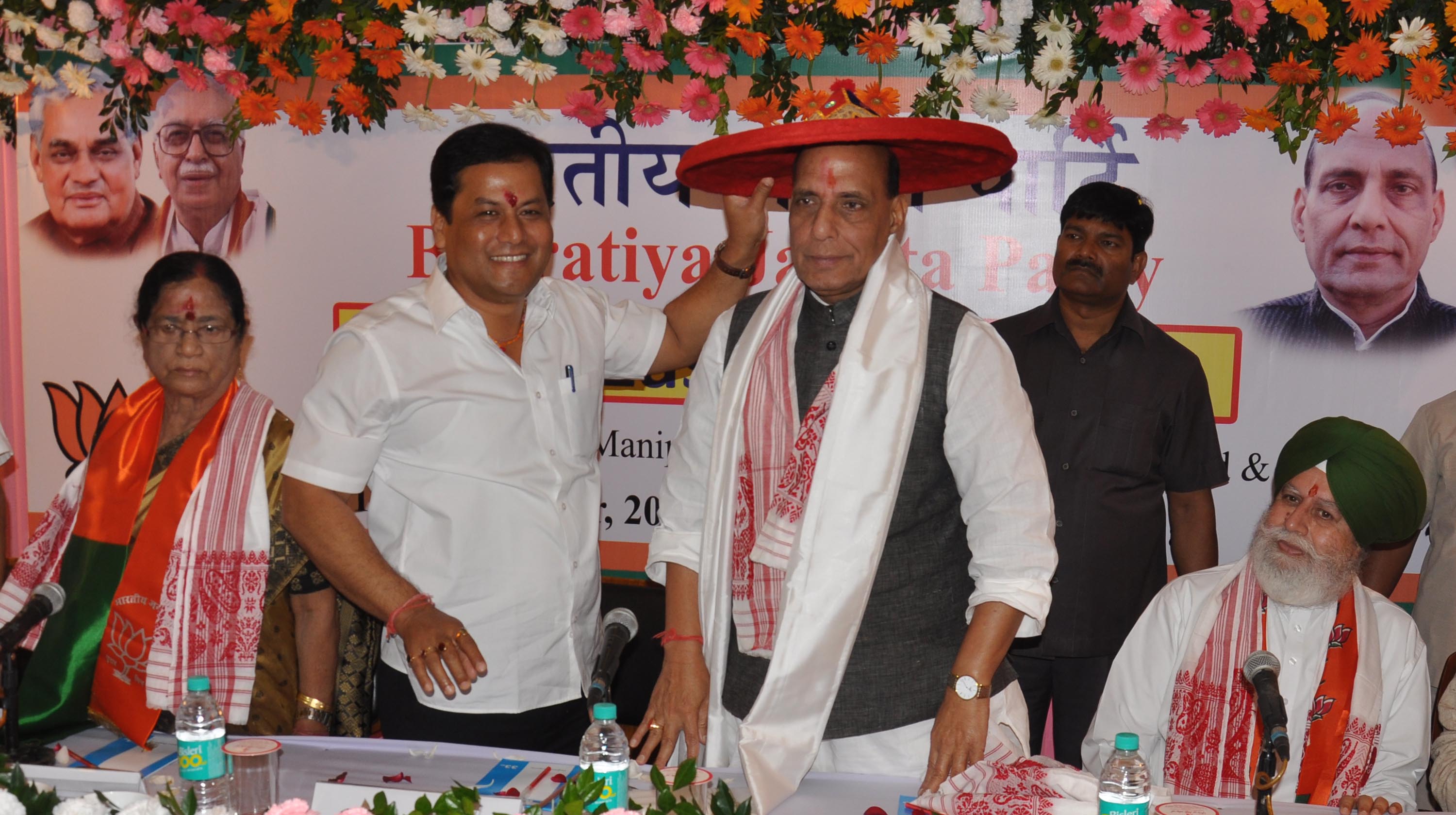 BJP President, Shri Rajnath Singh addressing meeting of North-East working group and North-East Campaign Committee at Guwahati on September 18, 2013