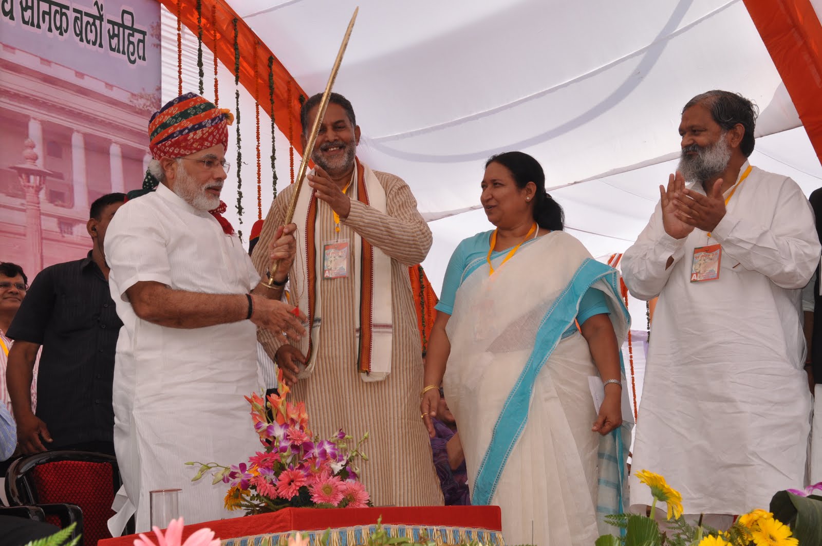 Shri Narendra Modi addressing Ex-Servicemen Rally at Rewari (Haryana) on September 15, 2013 