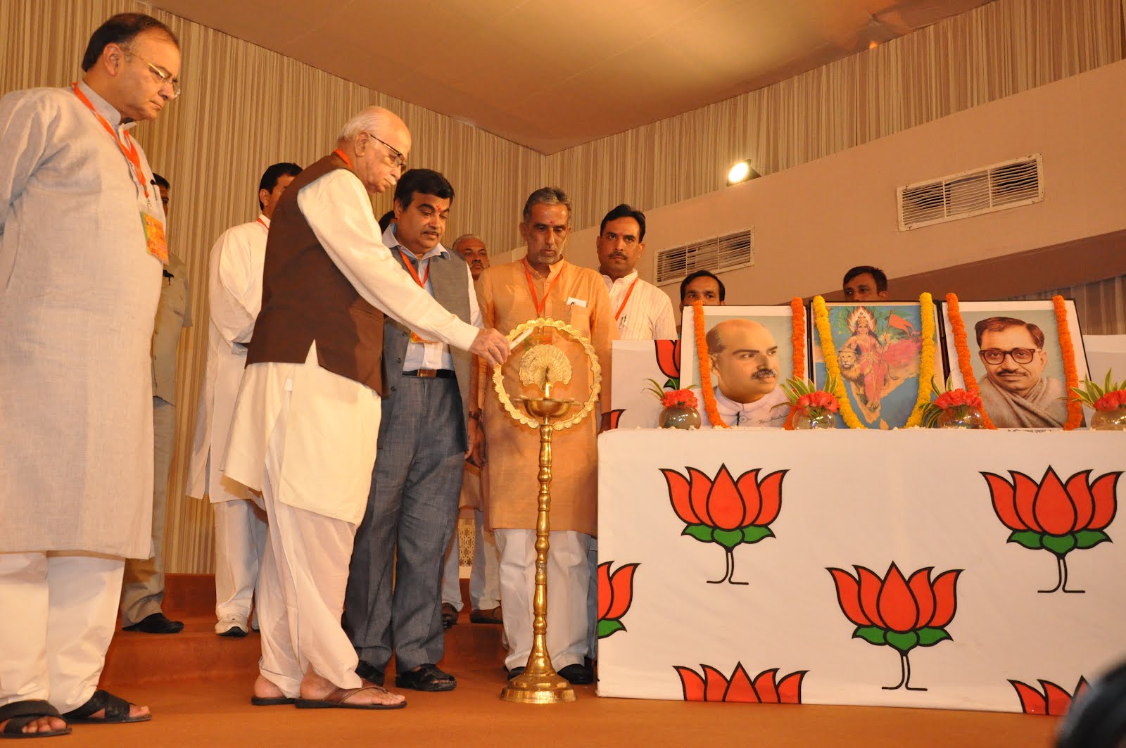 Inauguration of BJP National Executive Meeting at Surajkund, Faridabad (Haryana) on September 26, 2012