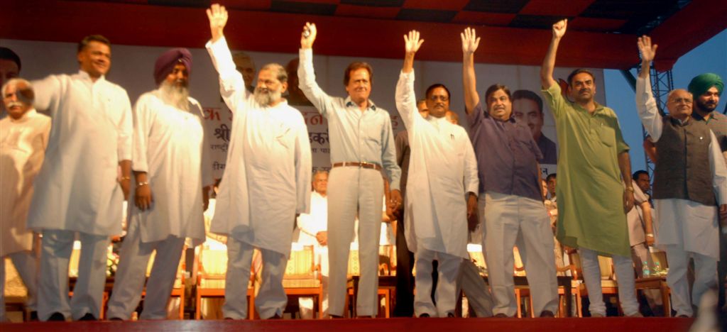 BJP National President, Shri Nitin Gadkari addressing a public meeting in Chandigarh on May 12, 2010