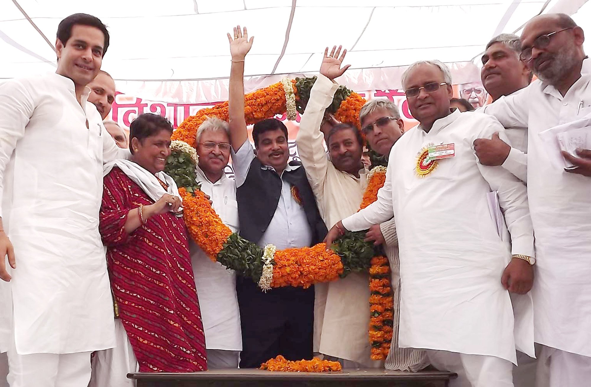 BJP President, Shri Nitin Gadkari and BJP Vice President, Shri Vinay Katiyar addressing a rally at Deoband (Uttar Pradesh) on October 10, 2012