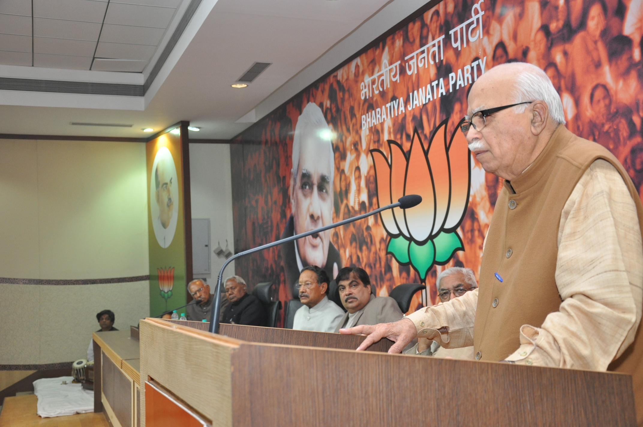 Shri L.K. Advaniji, Shri Nitin Gadkariji and other BJP senior leaders at condolence meeting on passing away of Shri Ashwini Kumar at 11, Ashoka Road on February 09, 2012