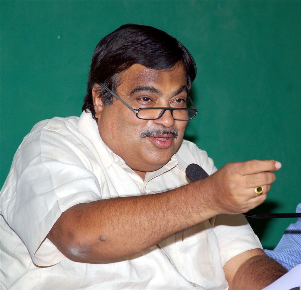 BJP National President, Shri Nitin Gadkariji addressing a press conference in Chandigarh on May 13, 2010