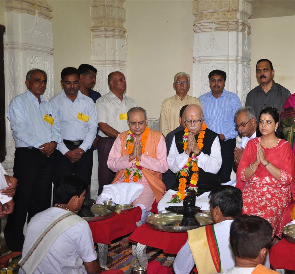 Shri L.K. Advaniji visiting Somnath Temple (Gujarat) on September 25, 2010