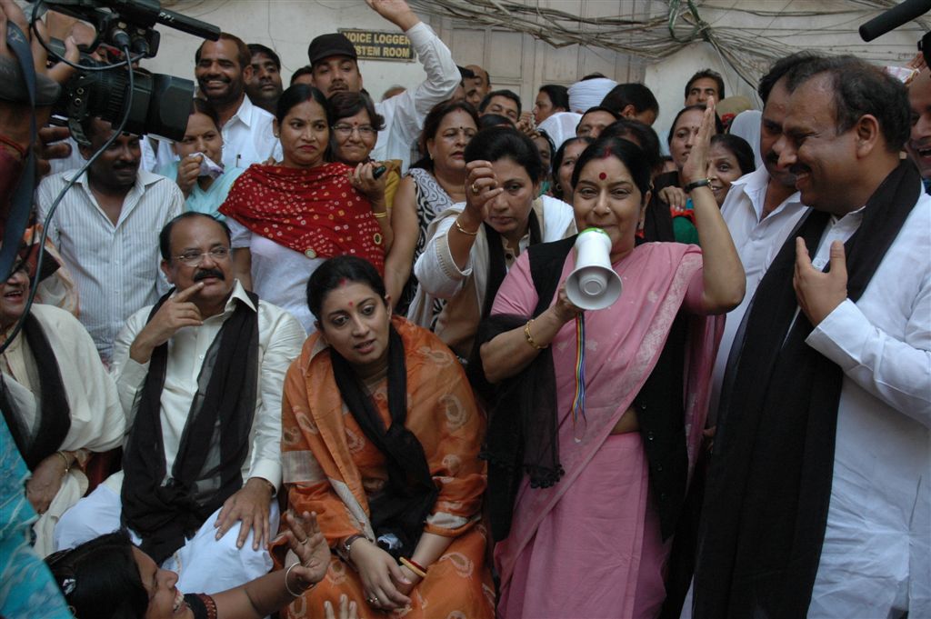 BJP protest against deteriorating law and order in Delhi on September 28, 2010