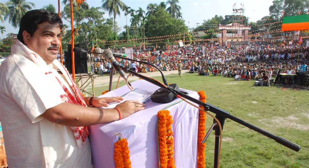 BJP National President, Shri Nitin Gadkariji at public meeting at Nehrubali Nagaon (Assam) on September 29, 2010