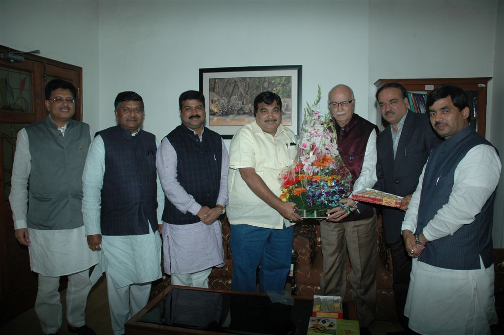 BJP Senior Leaders congratulating Shri L.K. Advaniji on the win in the Bihar Assembly Elections 2010 on November 24, 2010