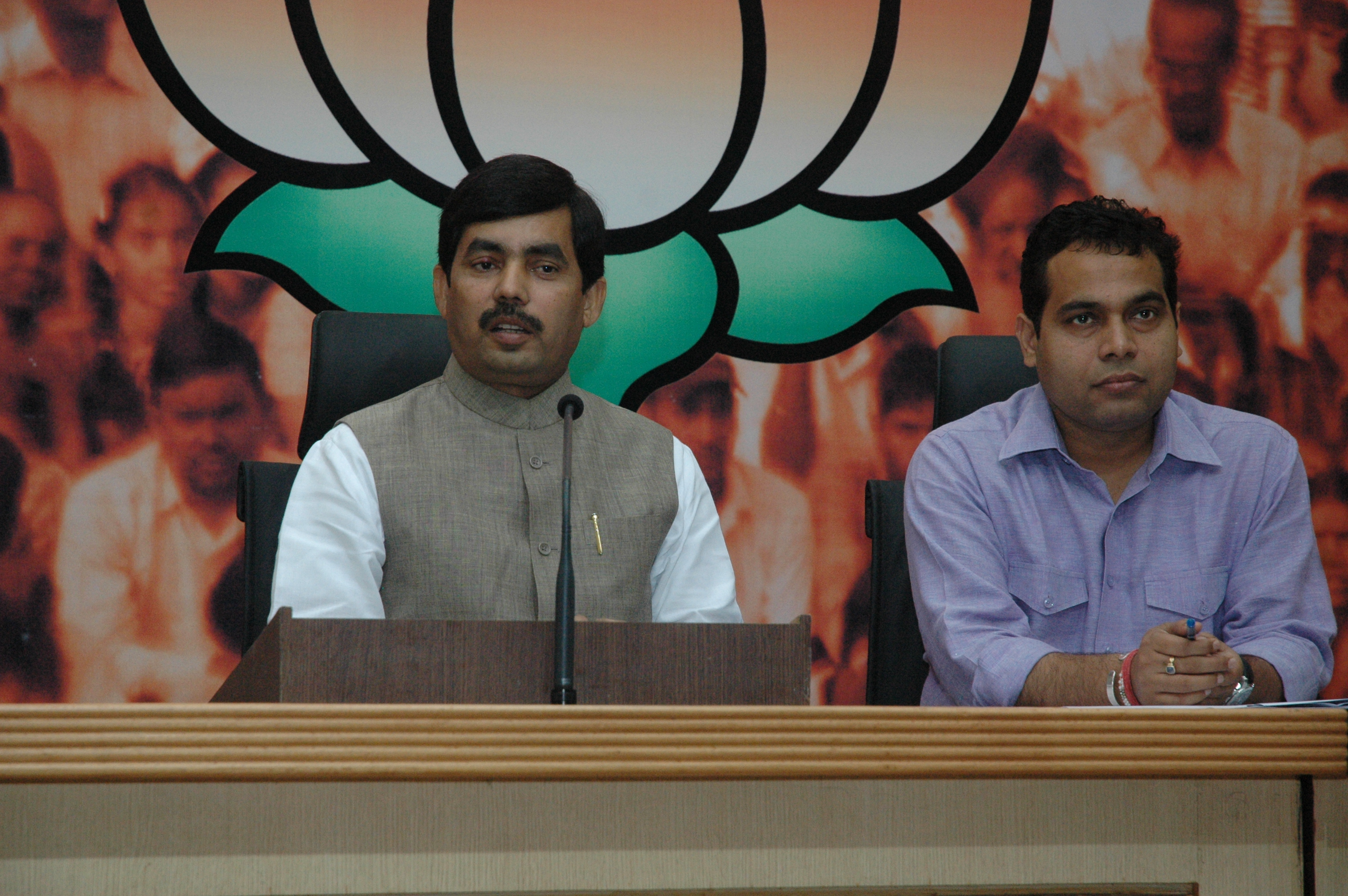 Syed Shahnawaz Hussain addressing press conference at 11, Ashoka Road, New Delhi on September 16, 2011