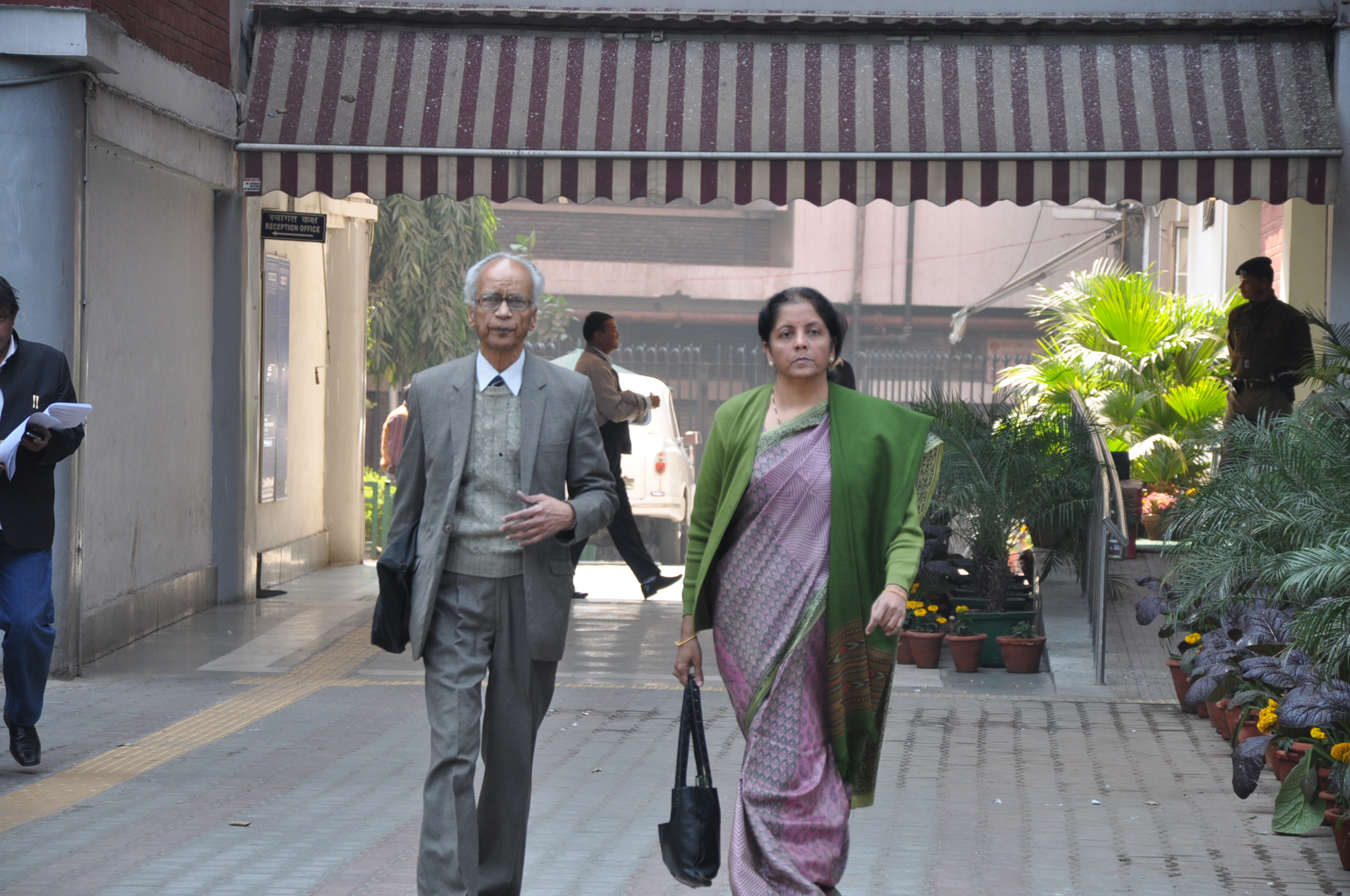 BJP National Spokesperson, Smt. Nirmala Sitharaman and Shri R. Ramakrishna meet with CEC at Nirvachan Sadan on January 30, 2012