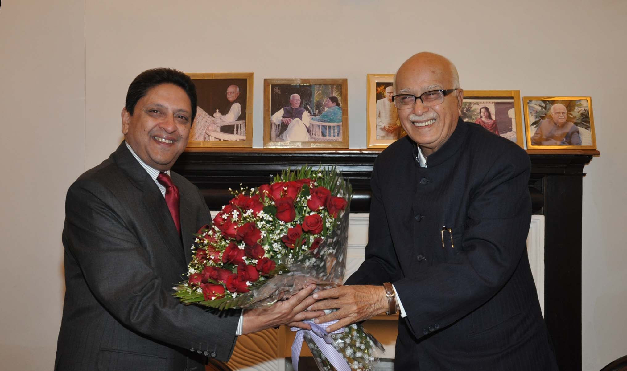 Shri L.K. Advani meet with former Nepal King Shri Gyanendra Bir Bikram Shah at 30, Prithviraj Road, New Delhi '? 110001 on February 02, 2012