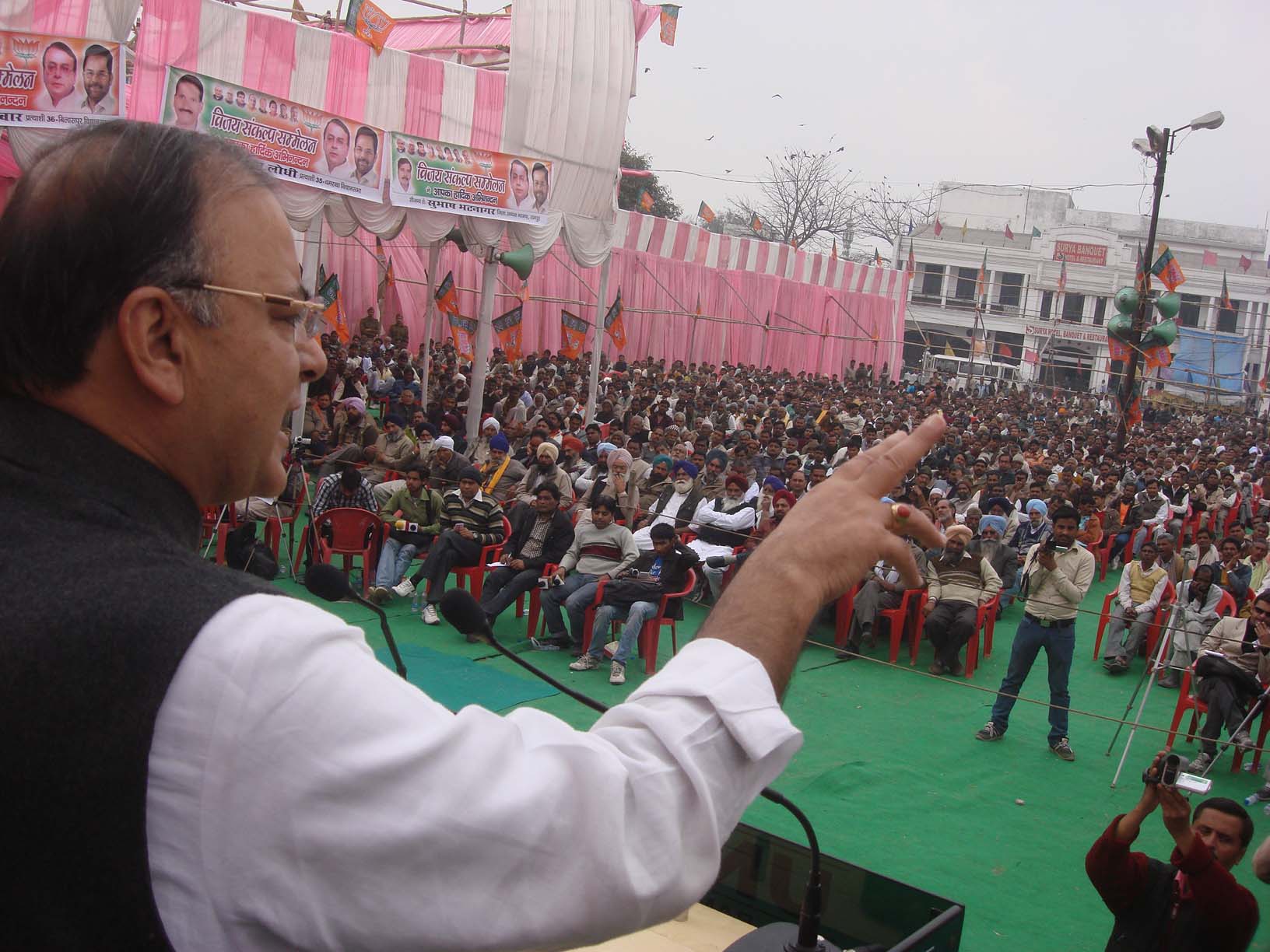 Shri Arun Jaitley, Leader of Opposition (Rajya Sabha) addressing a public meeting at Rampur (Uttar Pradesh) on February 04, 2012