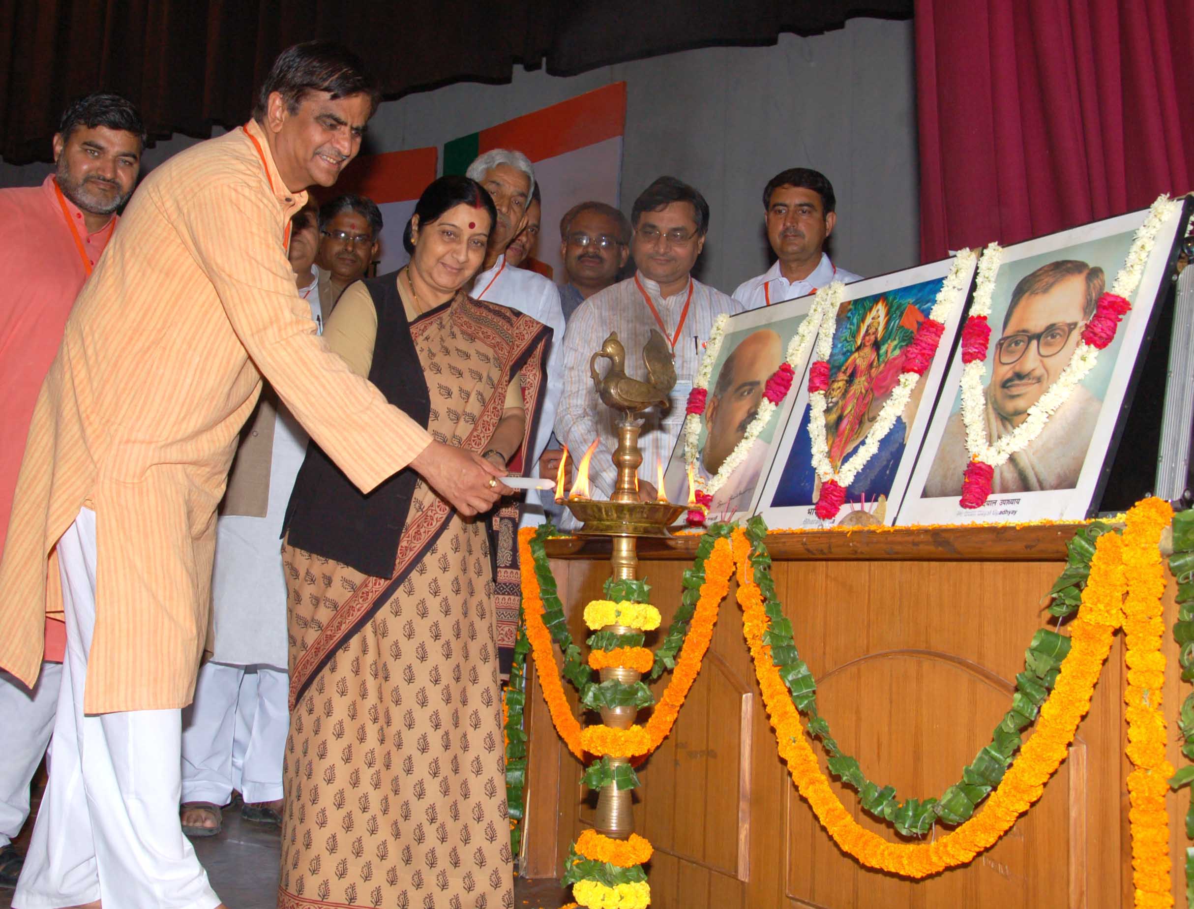 Leader of Opposition (Lok Sabha) inaugurating Two Days Farmer''s Parliament organise by BJP Kisan Morcha at Mavlankar Hall on May 12, 2012