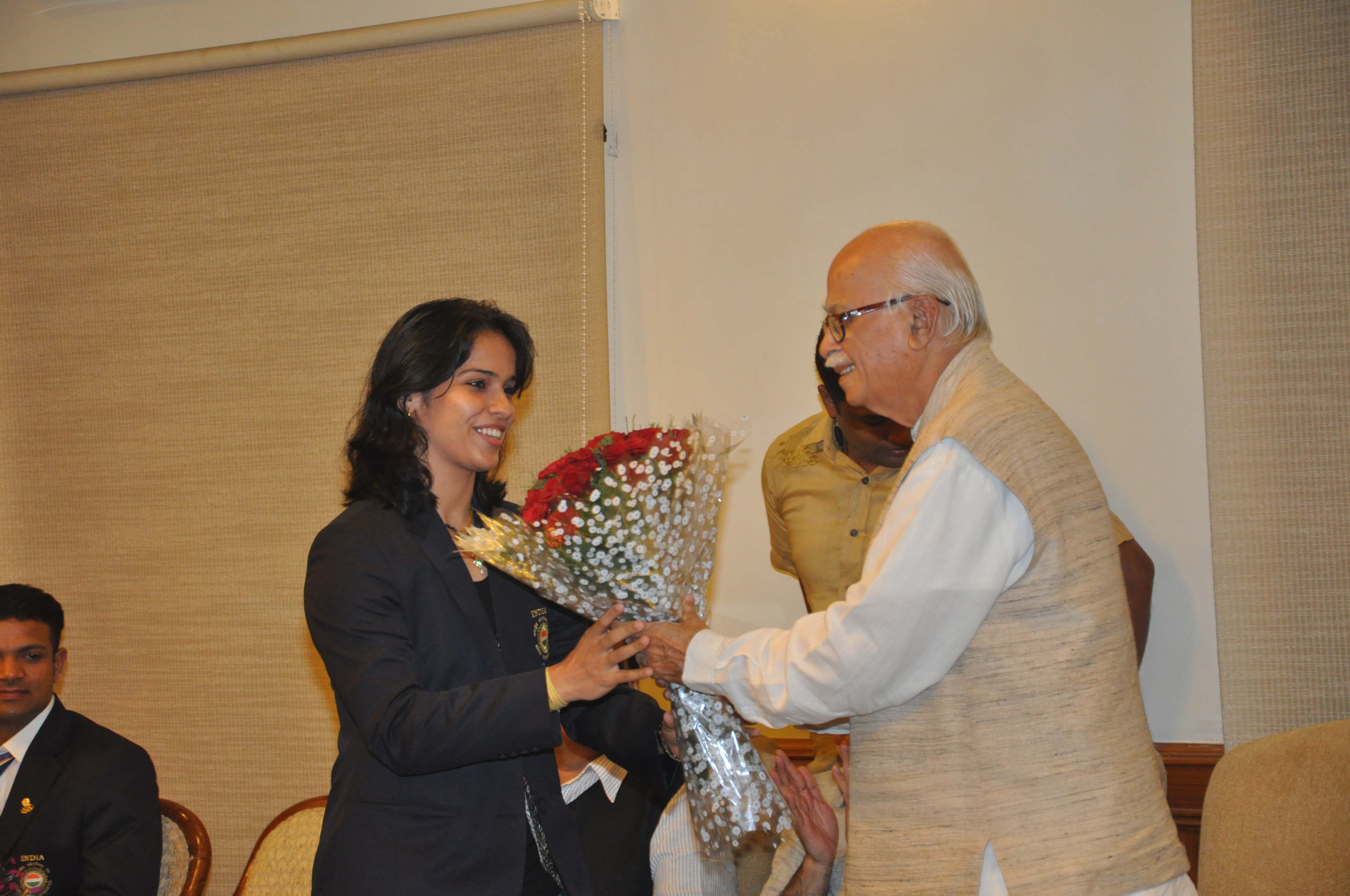 Shri L.K. Advani felicitating Indian Olympic Medal Winners 2012 at 30, Prithviraj Road on August 17, 2012