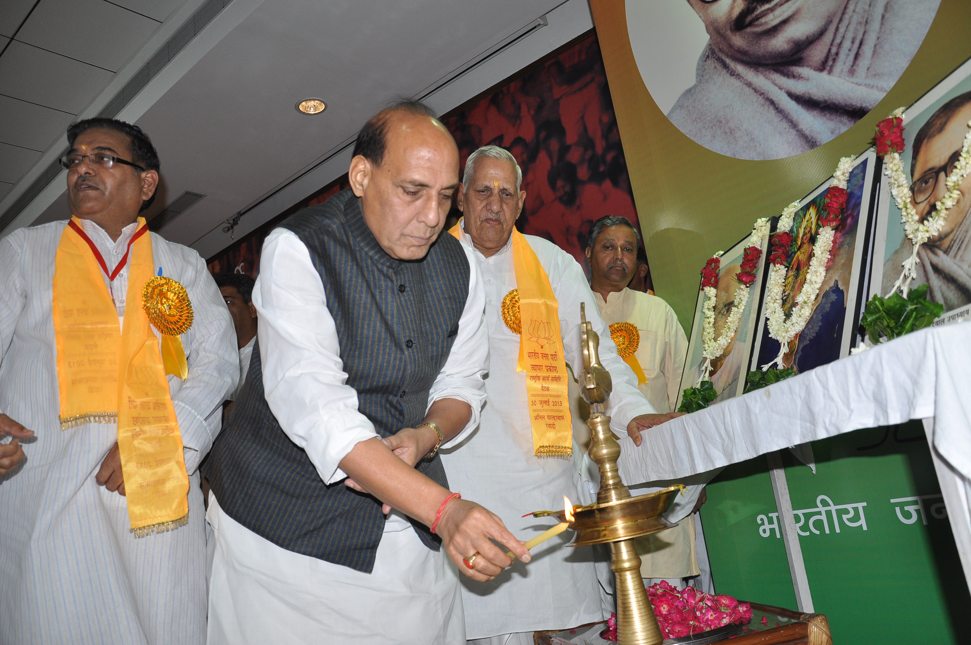 BJP National President, Shri Rajnath Singh addressing BJP Trade Cell National Executive Meeting at 11, Ashoka Road on July 30, 2013 