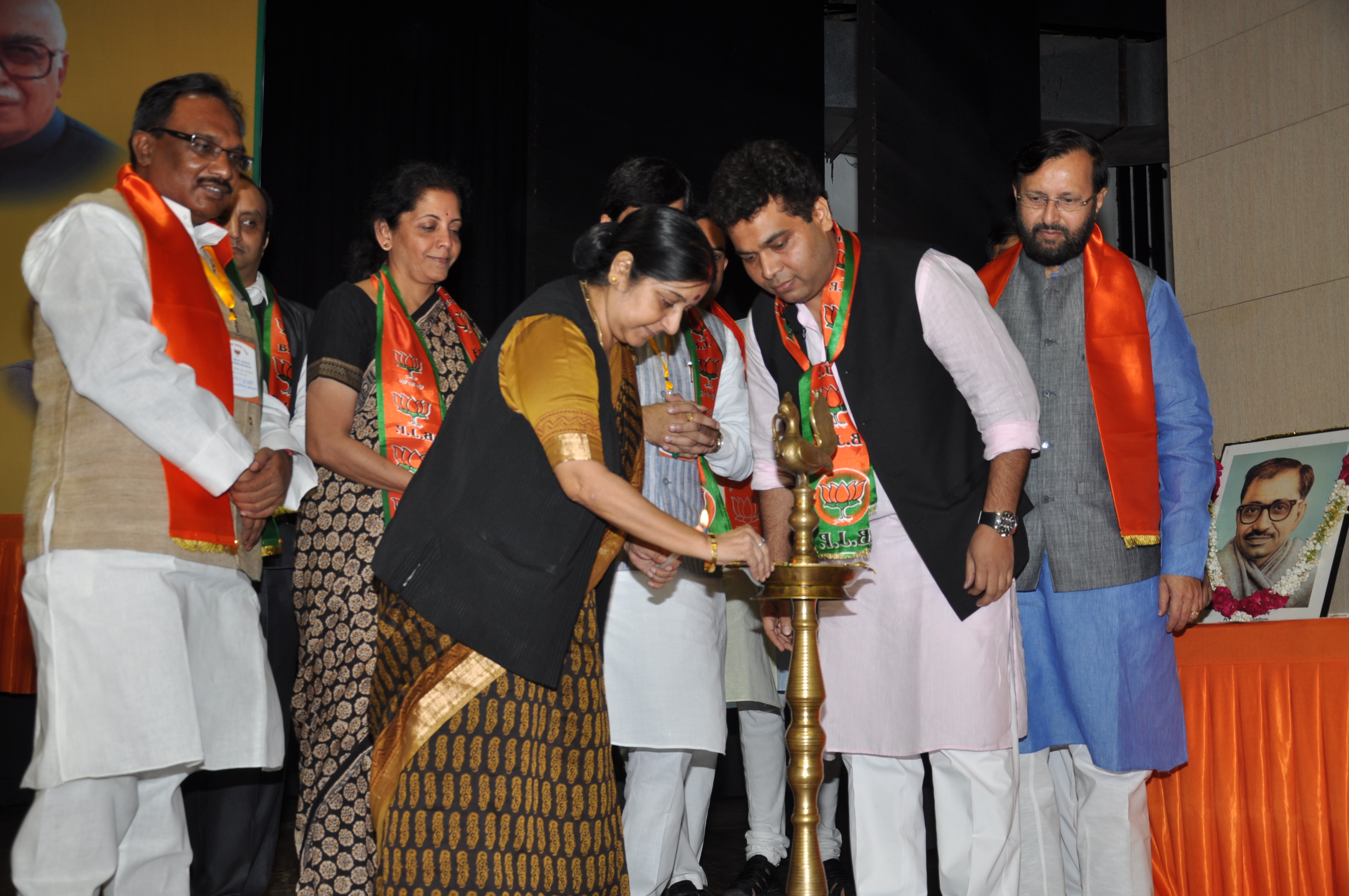 Inauguration of BJP National Media Workshop at NDMC Convention Centre, New Delhi on August 17, 2013