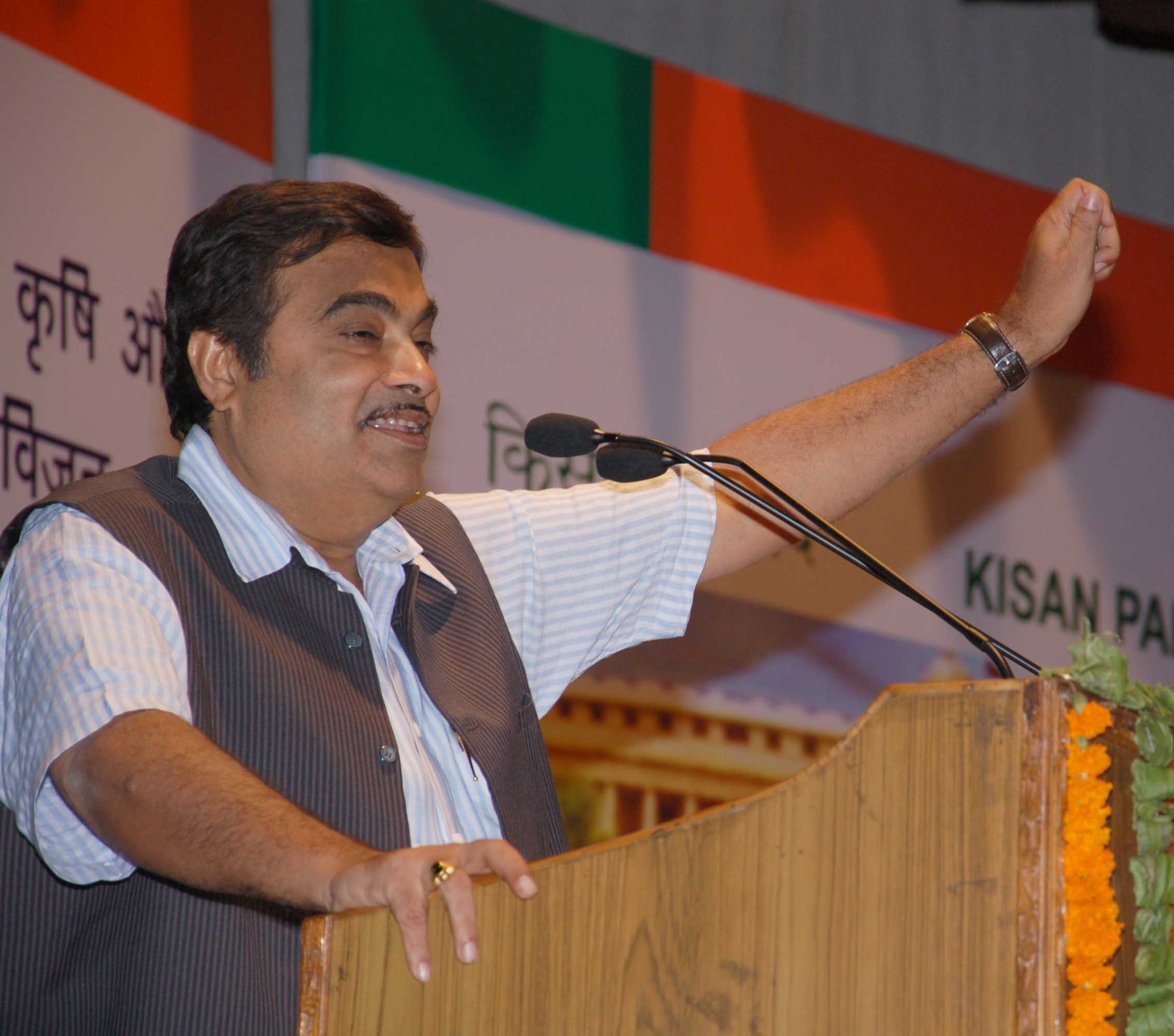 BJP National President, Shri Nitin Gadkari addressing Two Days Farmer''s Parliament organise by BJP Kisan Morcha at Mavlankar Hall on May 13, 2012