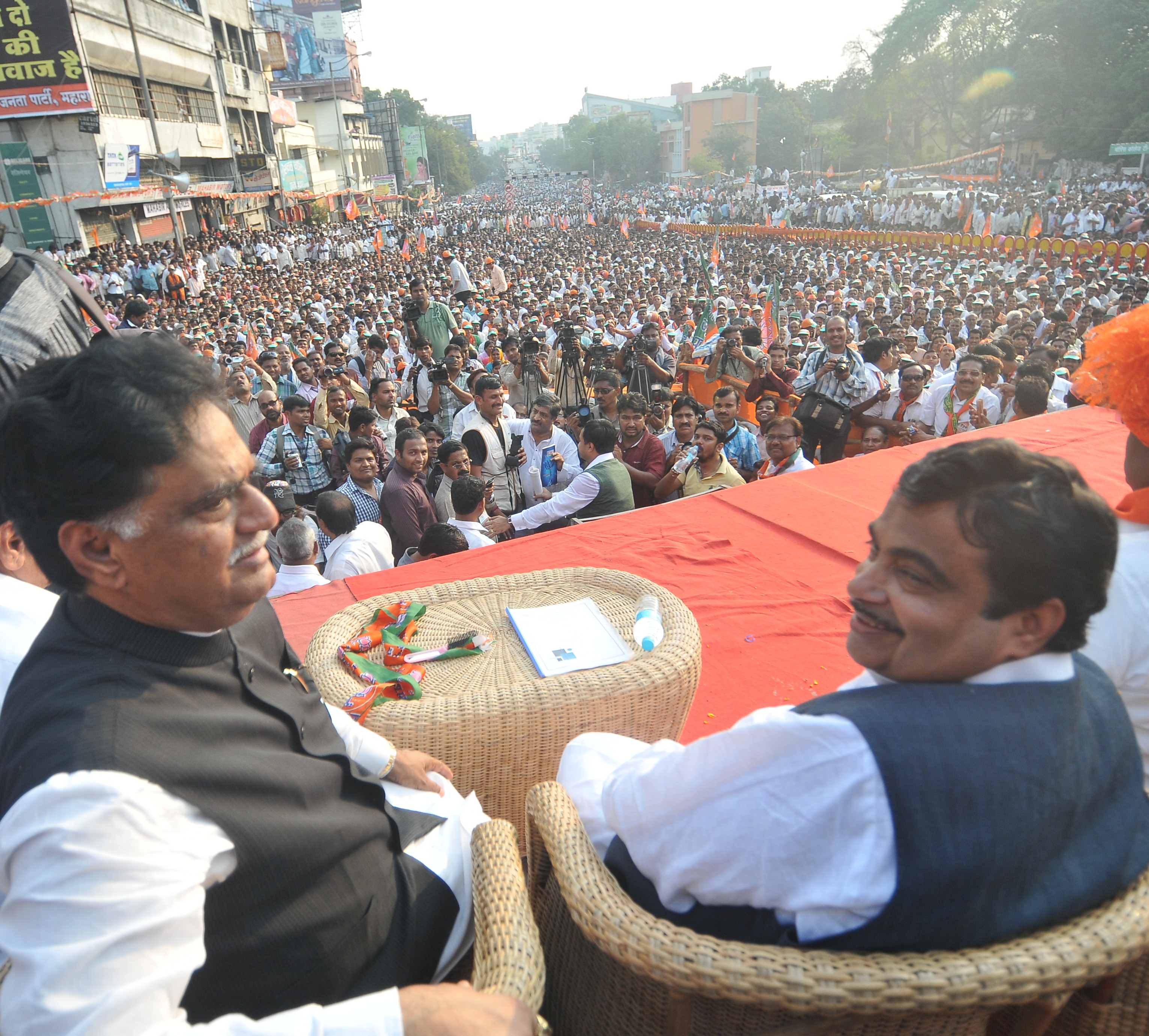 BJP President, Shri Nitin Gadkari and Shri Gopinath Munde addressing a massive Kissan Rally at Nagpur on December 11, 2012