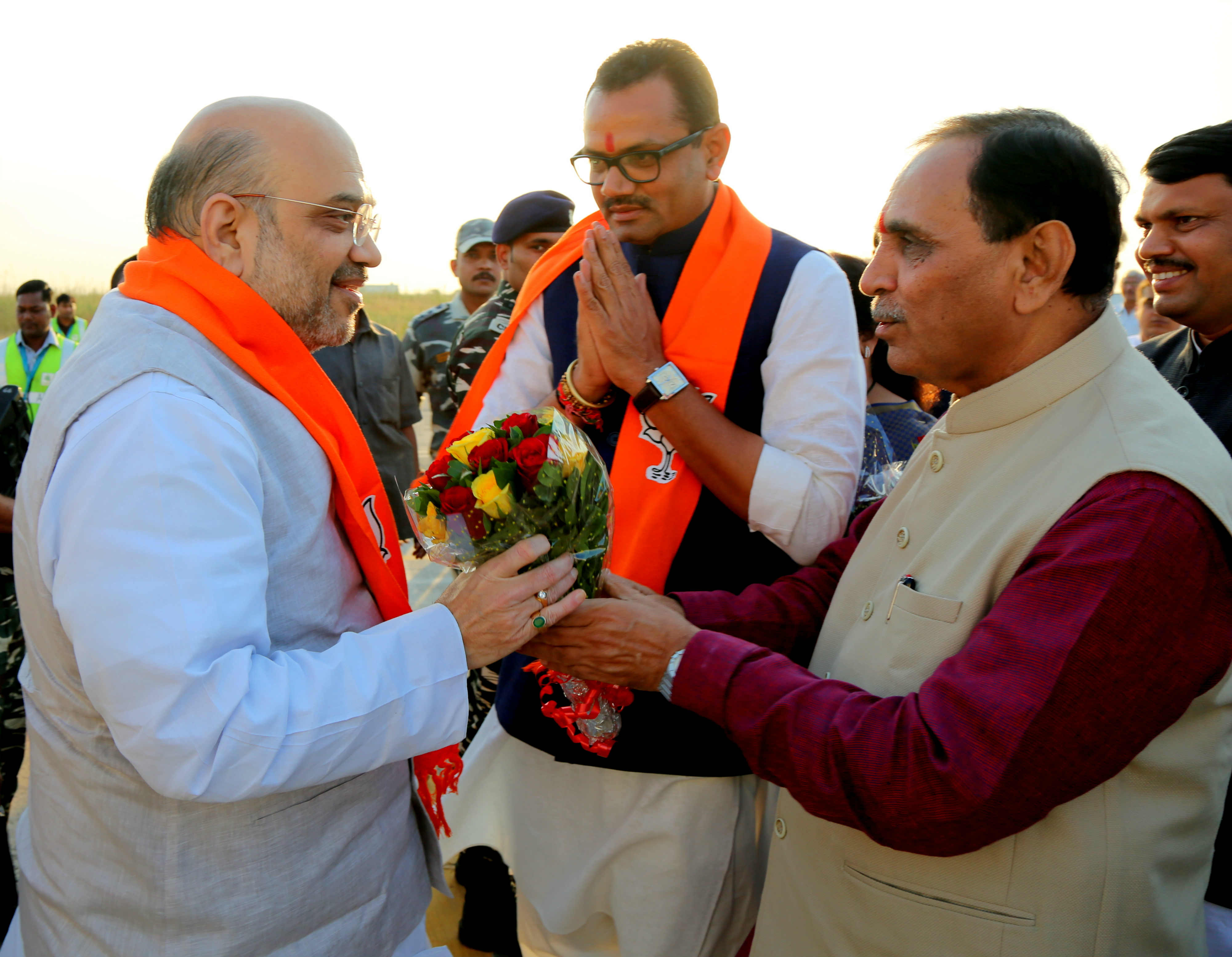 BJP National President Shri Amit Shah addressing 24th Samuh Lagan Samaroh by Ahir Samaj Seva Samiti in Surat, Gujarat on November 25, 2016